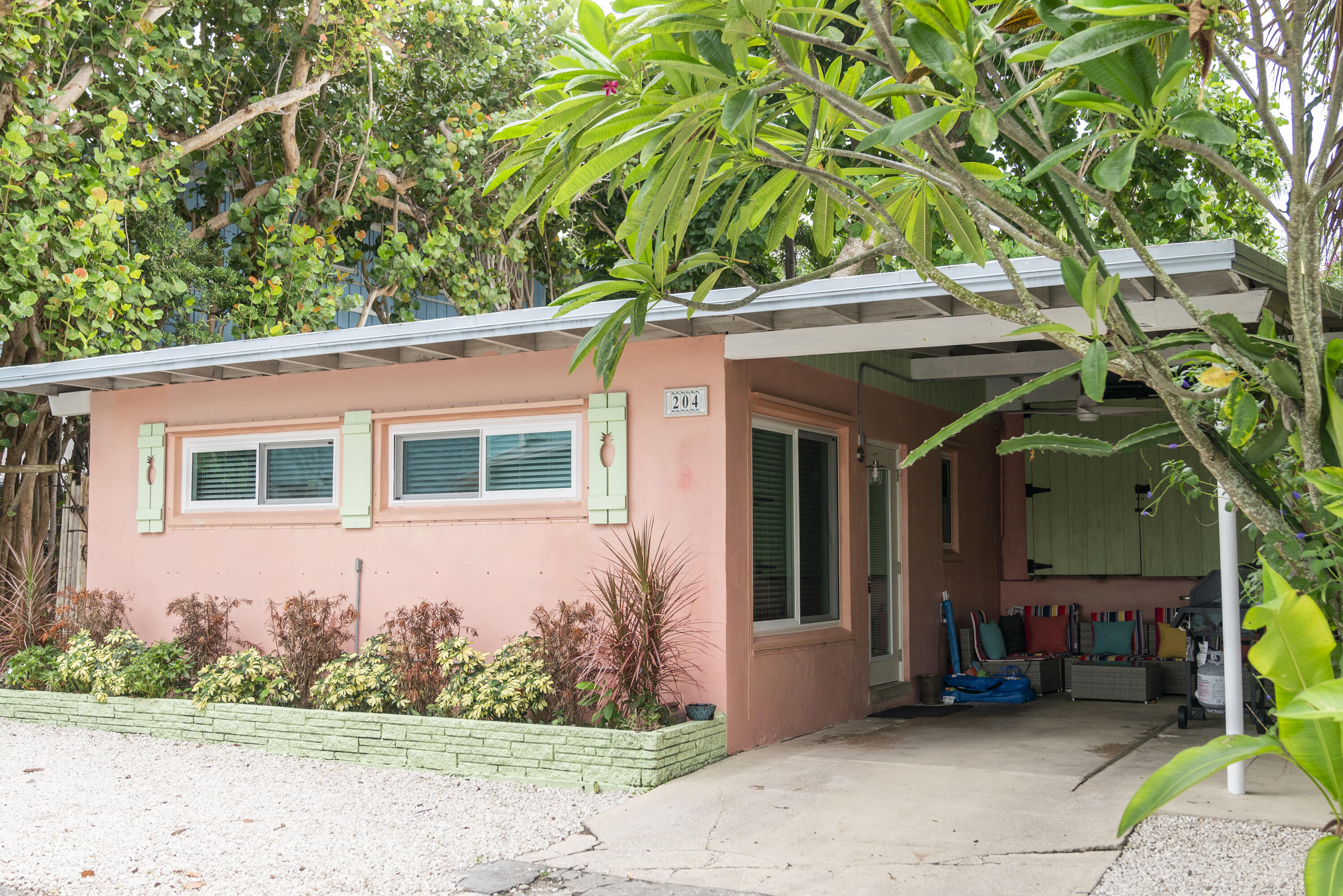 Foto de propiedad en 204 Coral Road, Boynton Beach, FL 33435 Boynton Beach con MLS# 