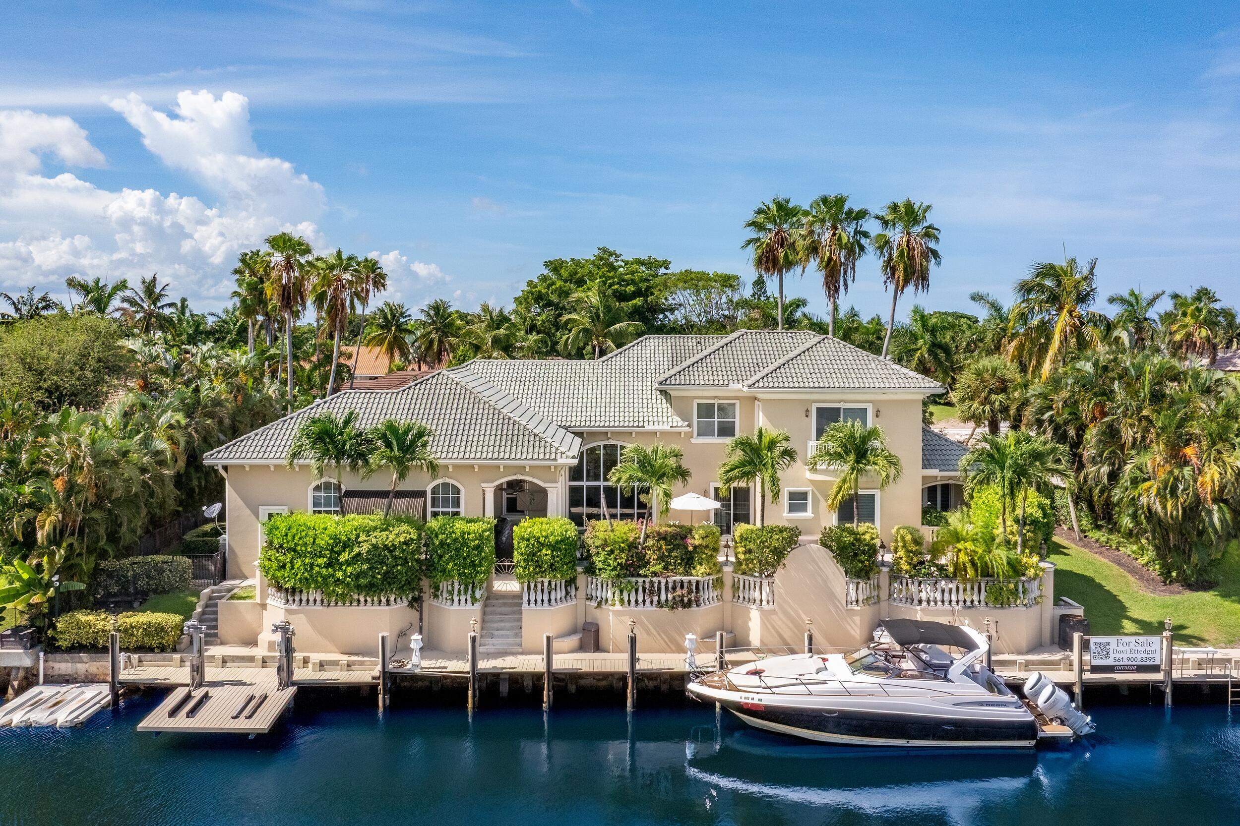 Foto de propiedad en 780 NE Orchid Bay Drive, Boca Raton, FL 33487 Boca Raton con MLS# 
