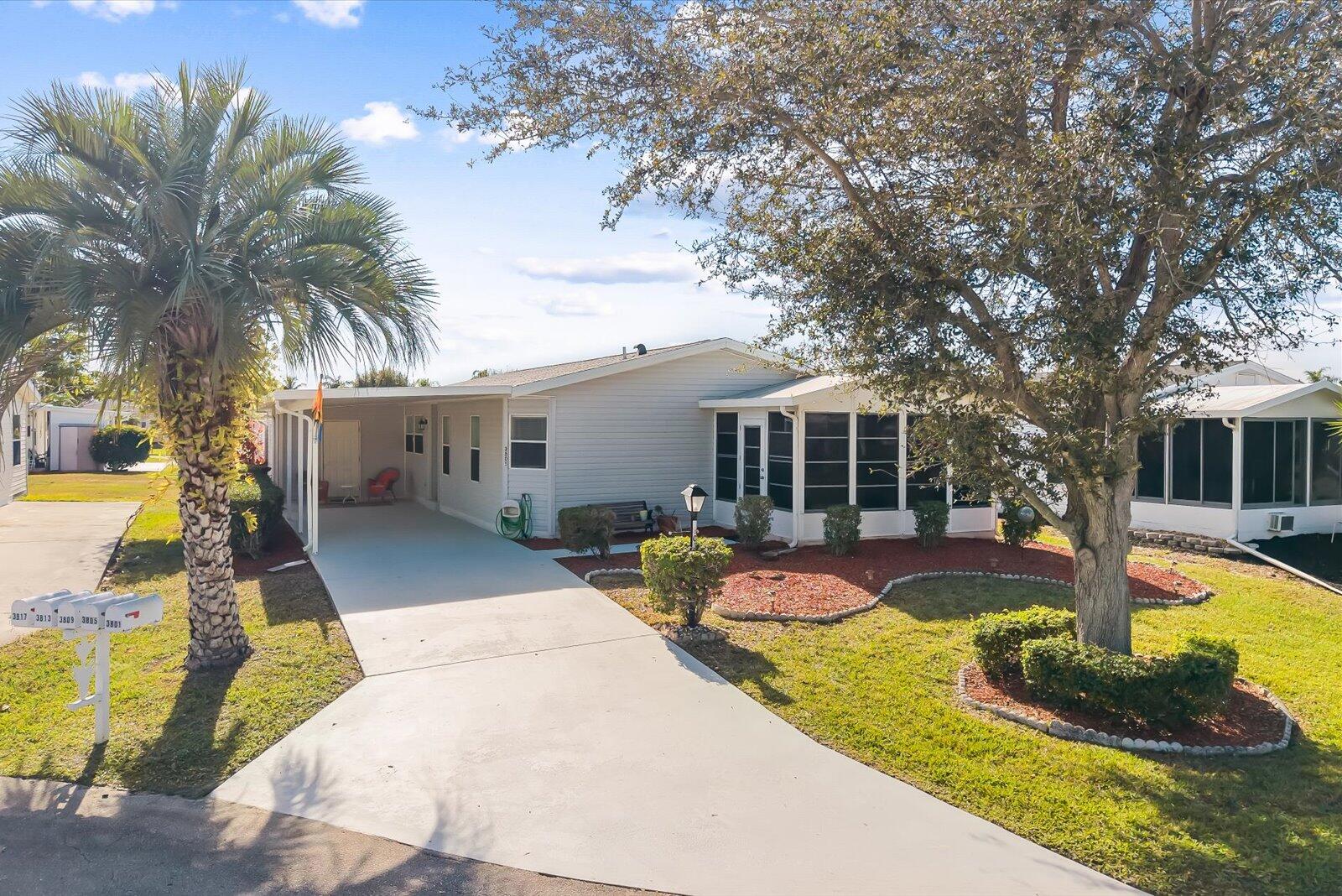 Foto de propiedad en 3805 Doral Court, Port St. Lucie, FL 34952 Port St. Lucie con MLS# 