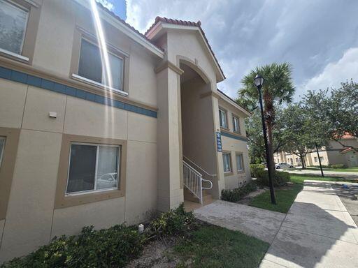 Foto de propiedad en 1161 Golden Lakes Boulevard 1315, West Palm Beach, FL 33411 West Palm Beach con MLS# 