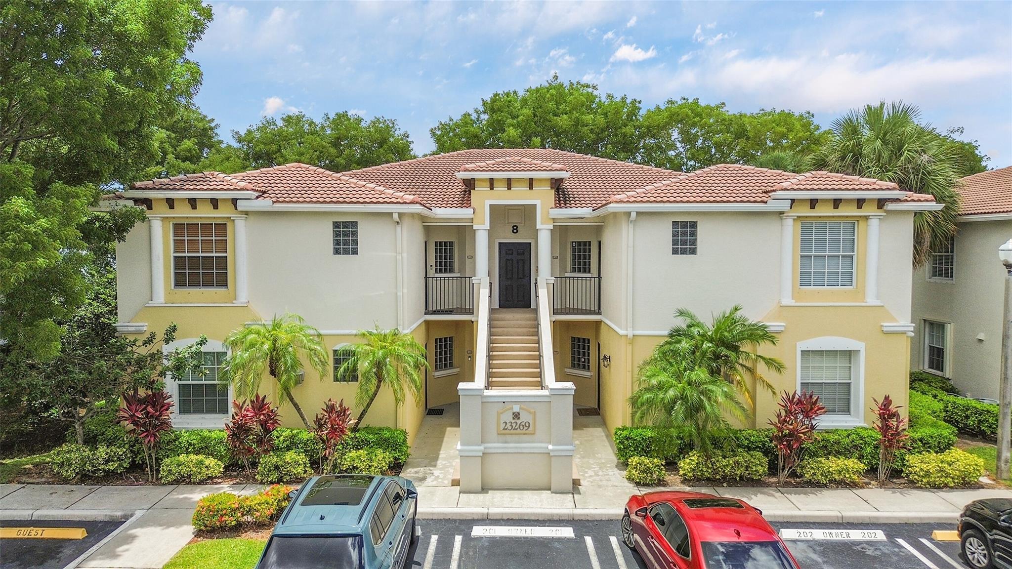 Foto de propiedad en 23269 Carolwood Lane 202, Boca Raton, FL 33428 Boca Raton con MLS# 