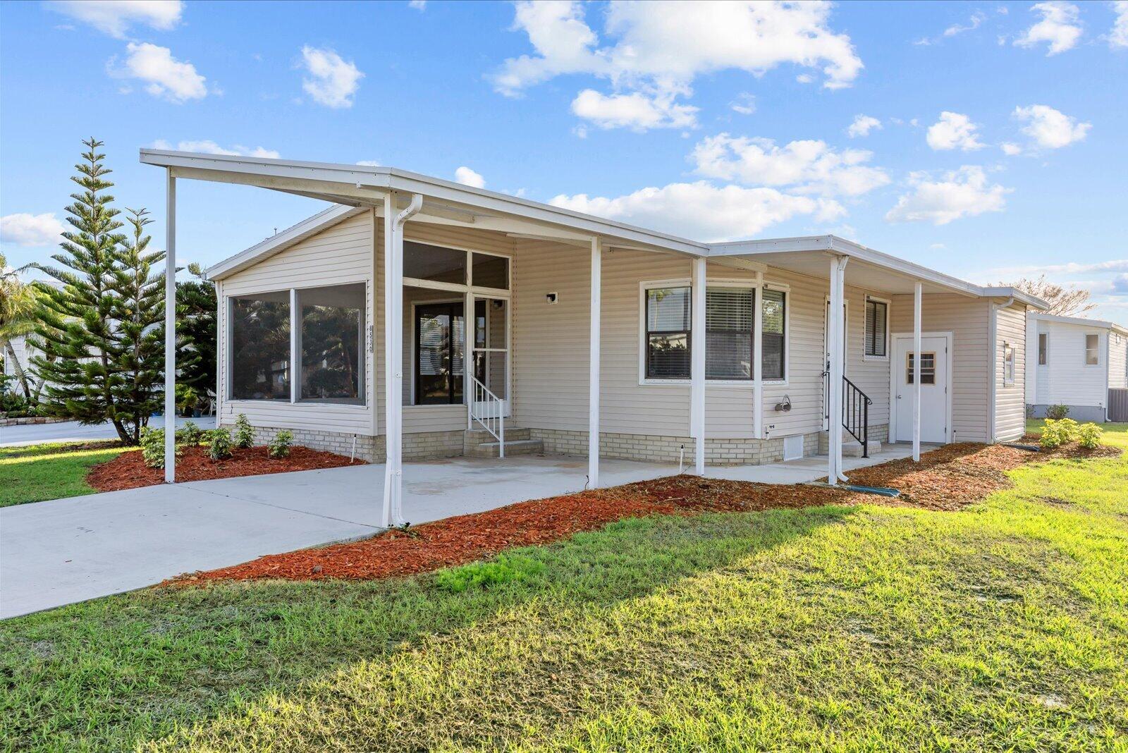 En Venta 8530 Leadtree Court, Port St. Lucie, FL 34952, Port St. Lucie, FL 34952