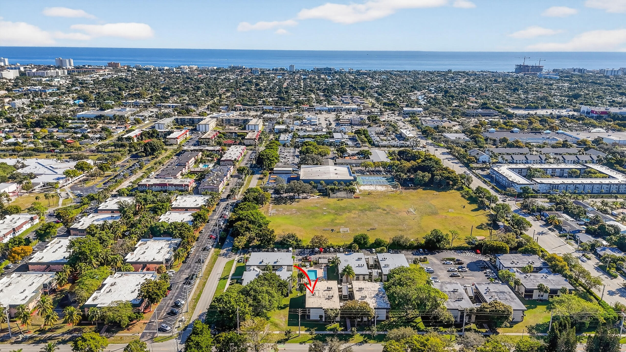 Foto de propiedad en 265 SE 10th Street 11c, Deerfield Beach, FL 33441 Deerfield Beach con MLS# 