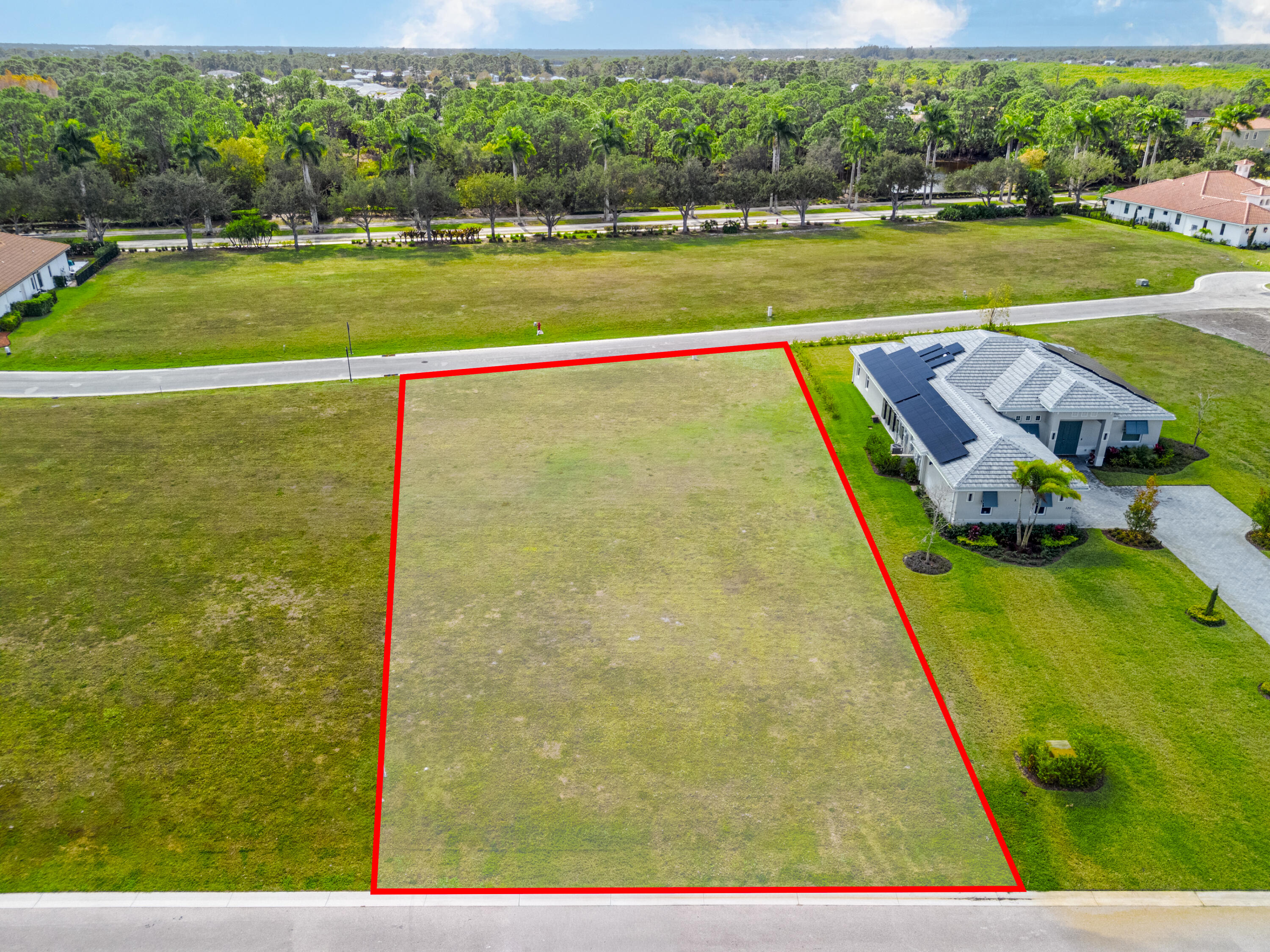 Foto de propiedad en 135 SE Via Lago Garda, Port St. Lucie, FL 34952 Port St. Lucie con MLS# 
