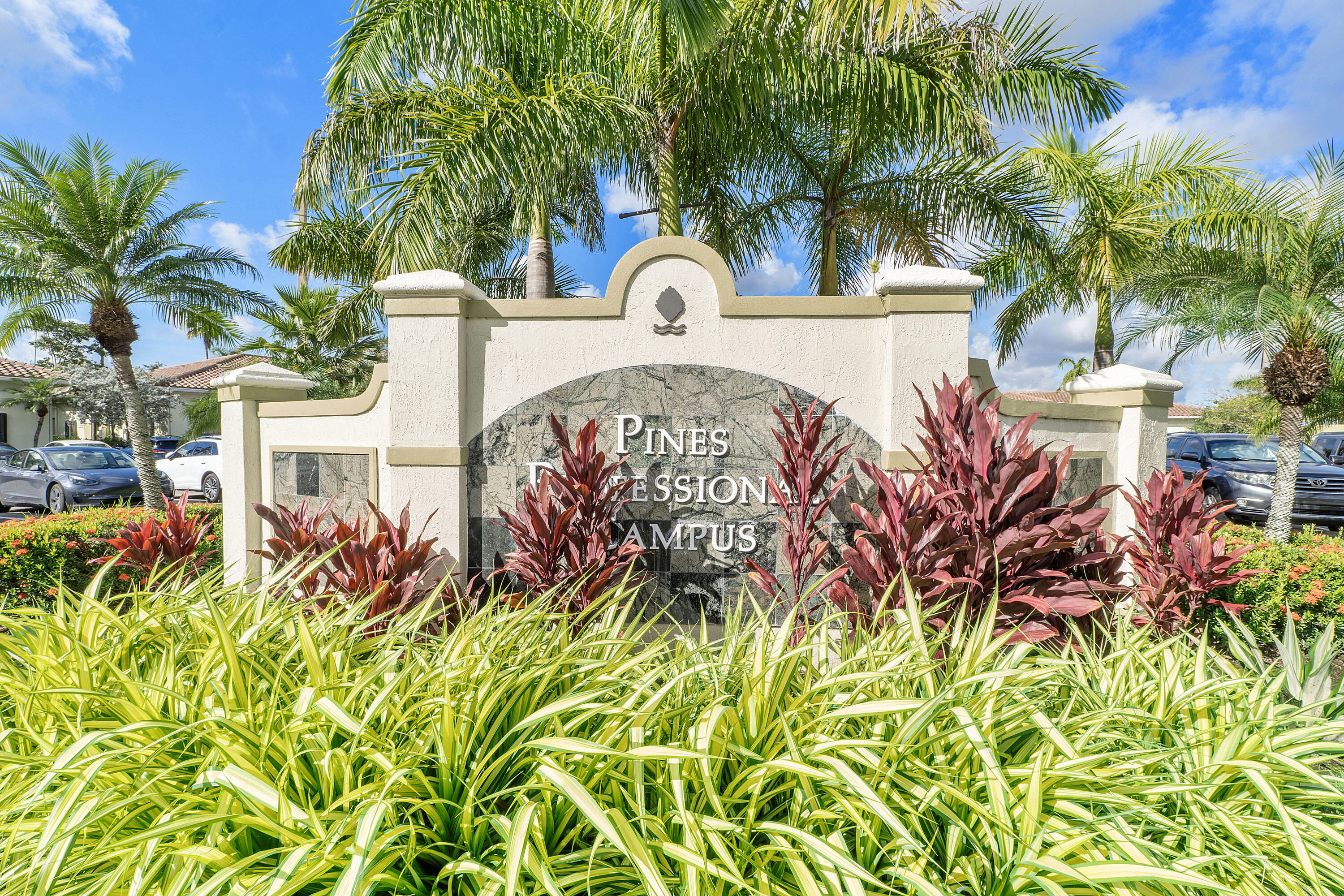 Foto de propiedad en 18044 NW 6th Street 101, Pembroke Pines, FL 33029 Pembroke Pines con MLS# 
