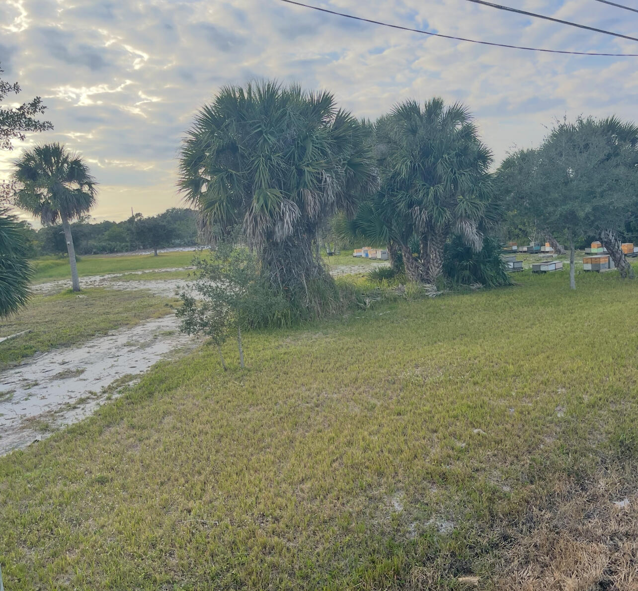 Foto de propiedad en 6440 Highway 1, Grant Valkaria, FL 32949 Grant Valkaria con MLS# 