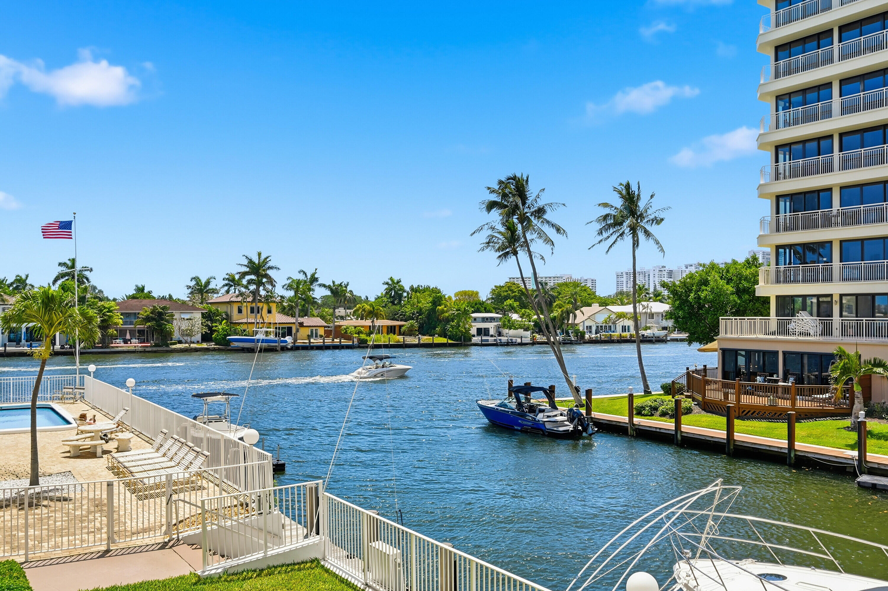 Foto de propiedad en 3100 NE 49th Street 206, Fort Lauderdale, FL 33308 Fort Lauderdale con MLS# 