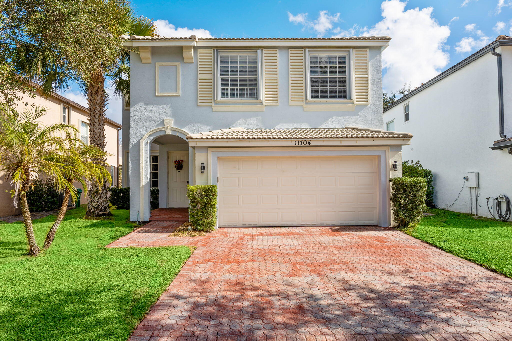Foto de propiedad en 11704 SW Bennington Circle, Port St. Lucie, FL 34987 Port St. Lucie con MLS# 