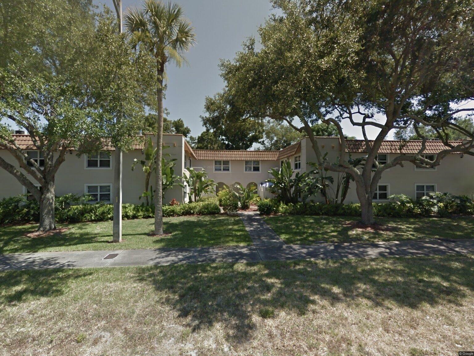 Foto de propiedad en 715 20th Street 104, Vero Beach, FL 32960 Vero Beach con MLS# 