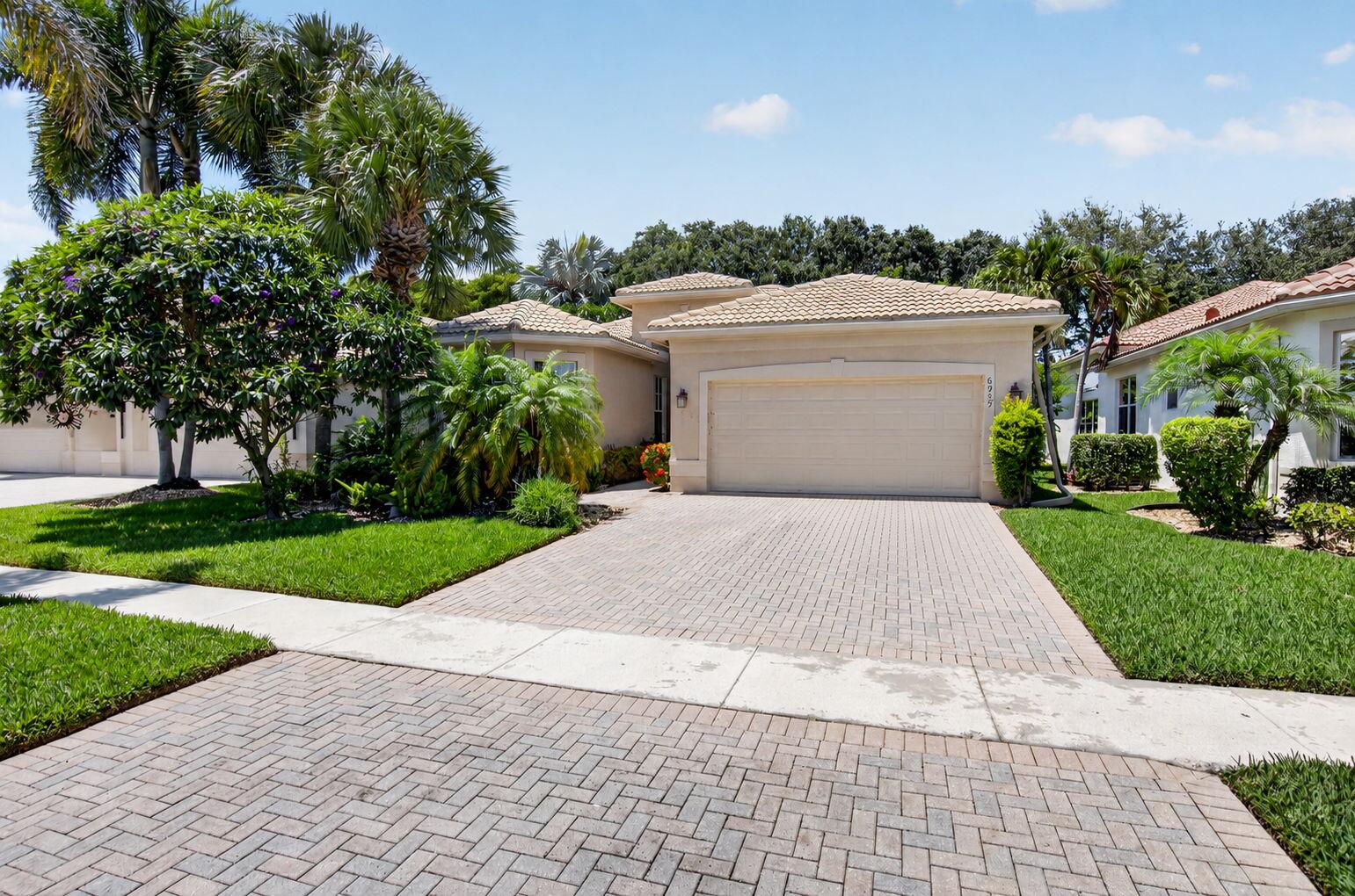 Foto de propiedad en 6959 Imperial Beach Circle, Delray Beach, FL 33446 Delray Beach con MLS# 