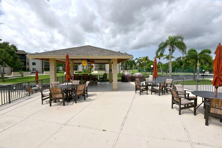 Foto de propiedad en 11811 Ave Of The Pga 2-1 C, Palm Beach Gardens, FL 33418 Palm Beach Gardens con MLS# 