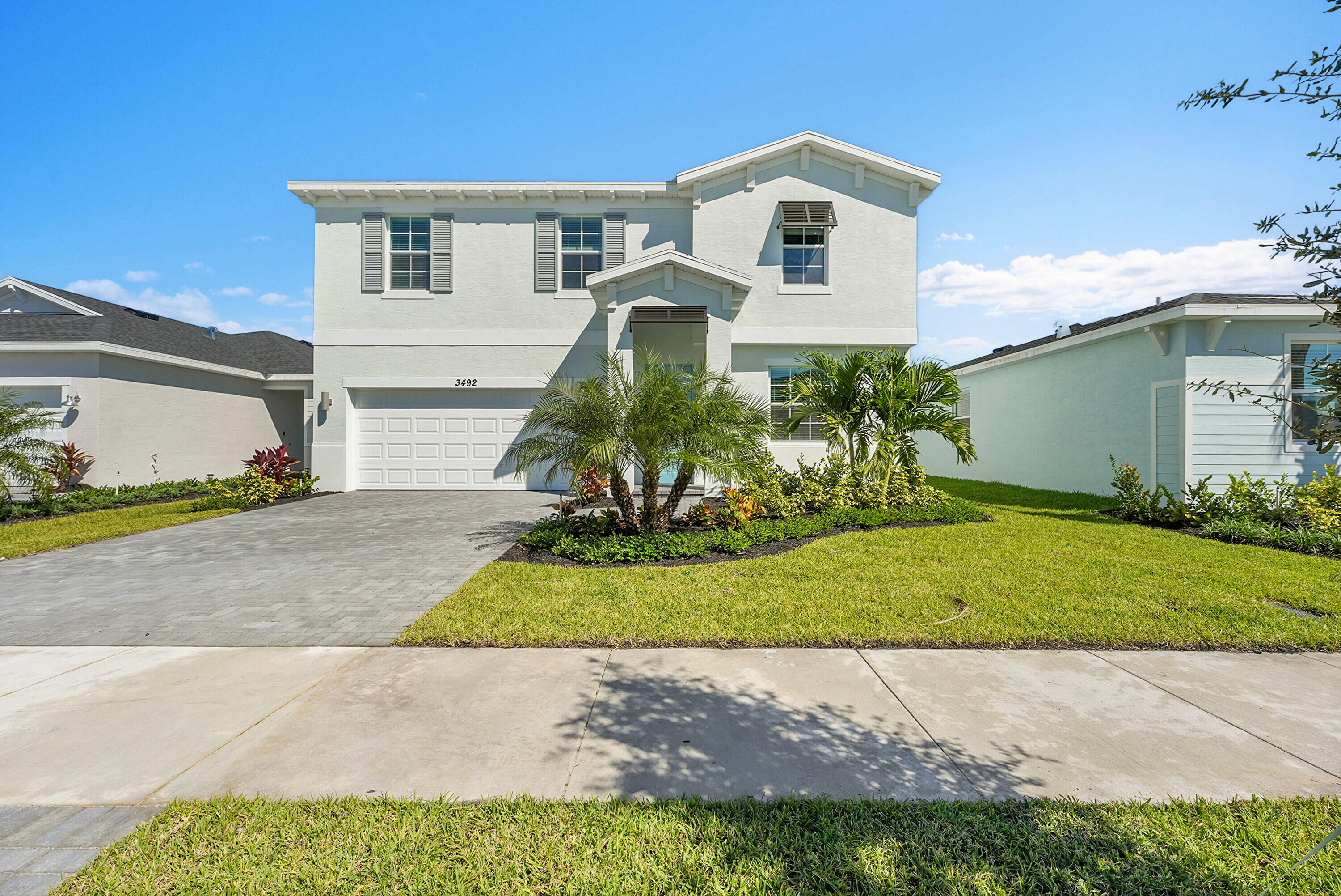 Foto de propiedad en 3492 Cedar Grove Drive, Fort Pierce, FL 34946 Fort Pierce con MLS# 