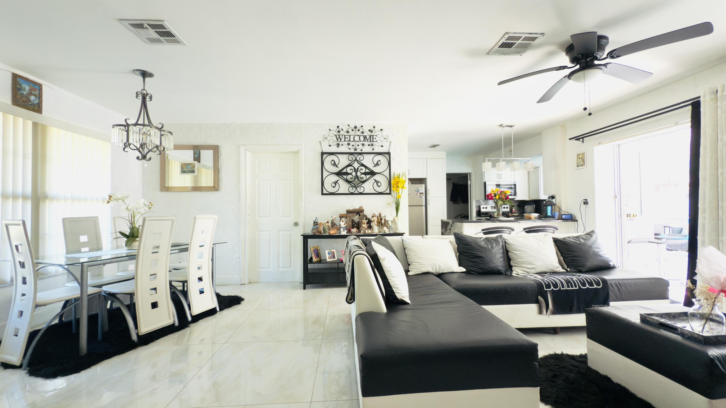 Foto de propiedad en 230 NE 25th Street, Pompano Beach, FL 33064 Pompano Beach con MLS# 