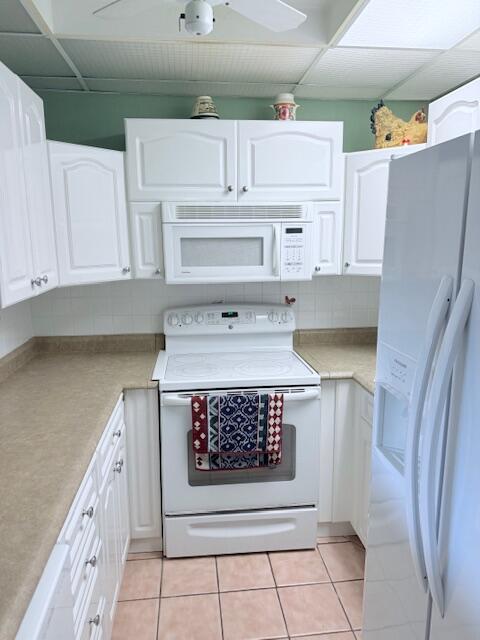 Foto de propiedad en 1027 Berkshire B, Deerfield Beach, FL 33442 Deerfield Beach con MLS# 