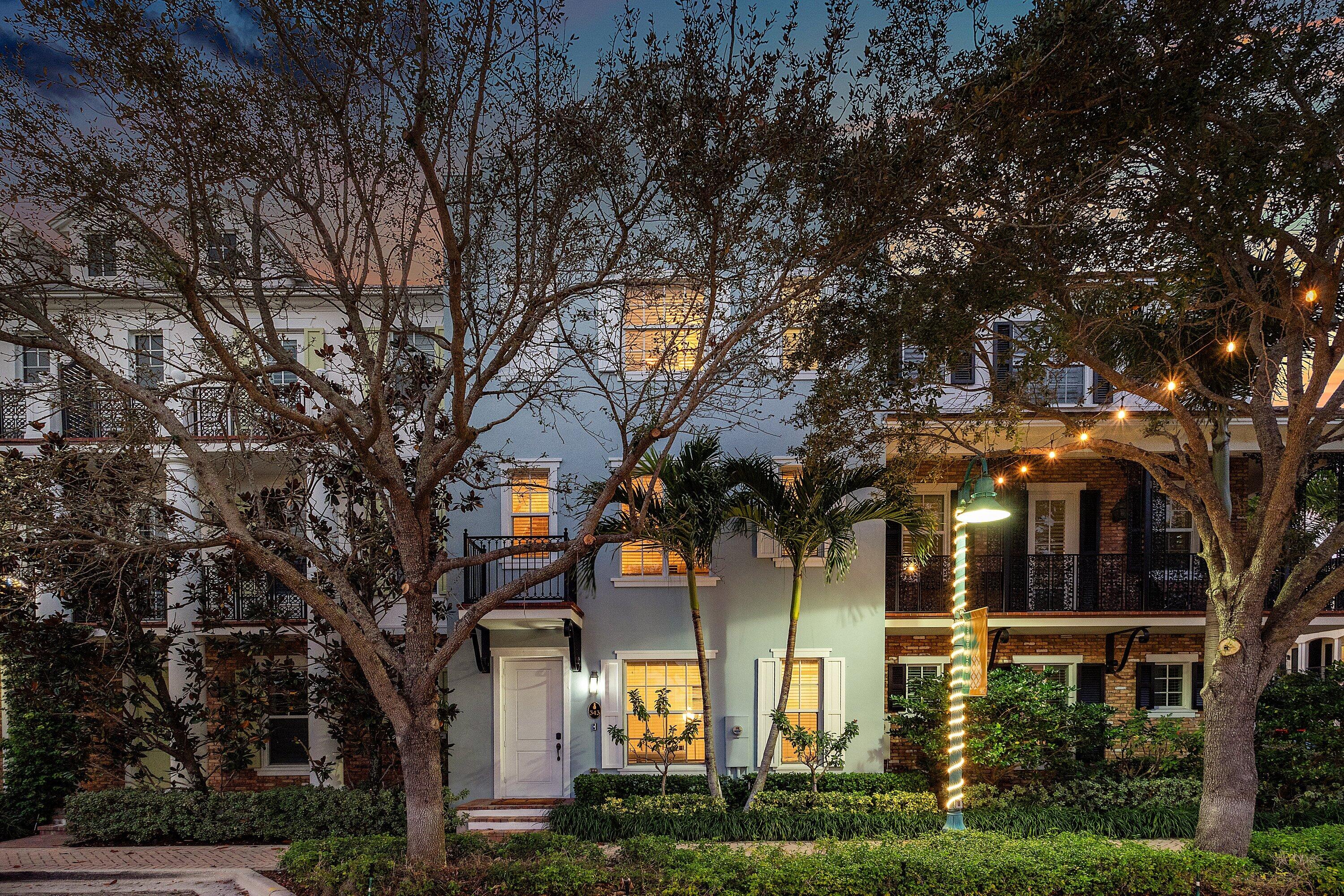 Foto de propiedad en 343 E Cannery Row Circle, Delray Beach, FL 33444 Delray Beach con MLS# 