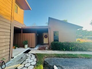 Foto de propiedad en 6194 Pine Tree Lane D, Tamarac, FL 33319 Tamarac con MLS# 