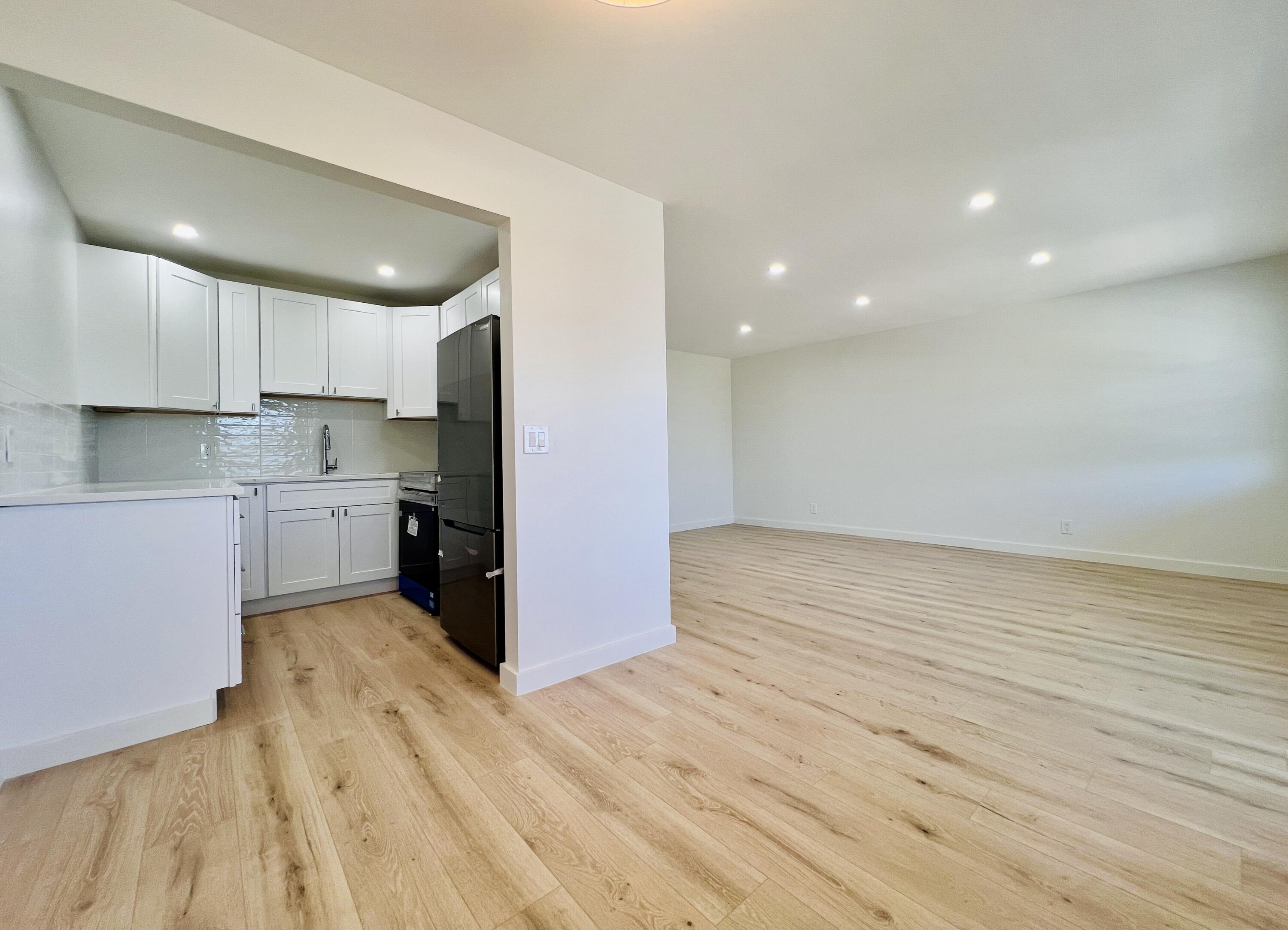 Foto de propiedad en 130 Chatham F, West Palm Beach, FL 33417 West Palm Beach con MLS# 