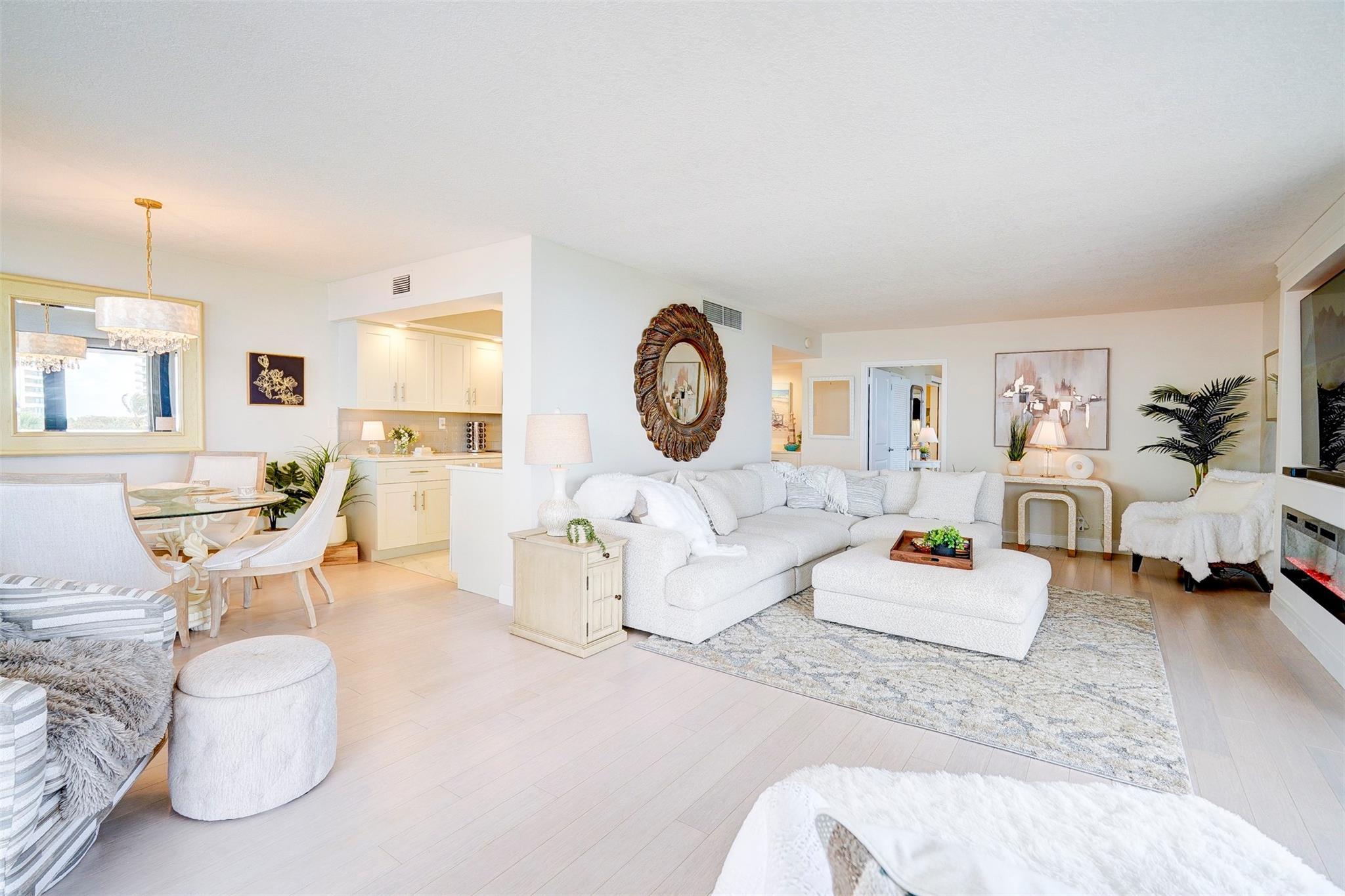 Foto de propiedad en 5480 N Ocean Drive B2a, Singer Island, FL 33404 Singer Island con MLS# 