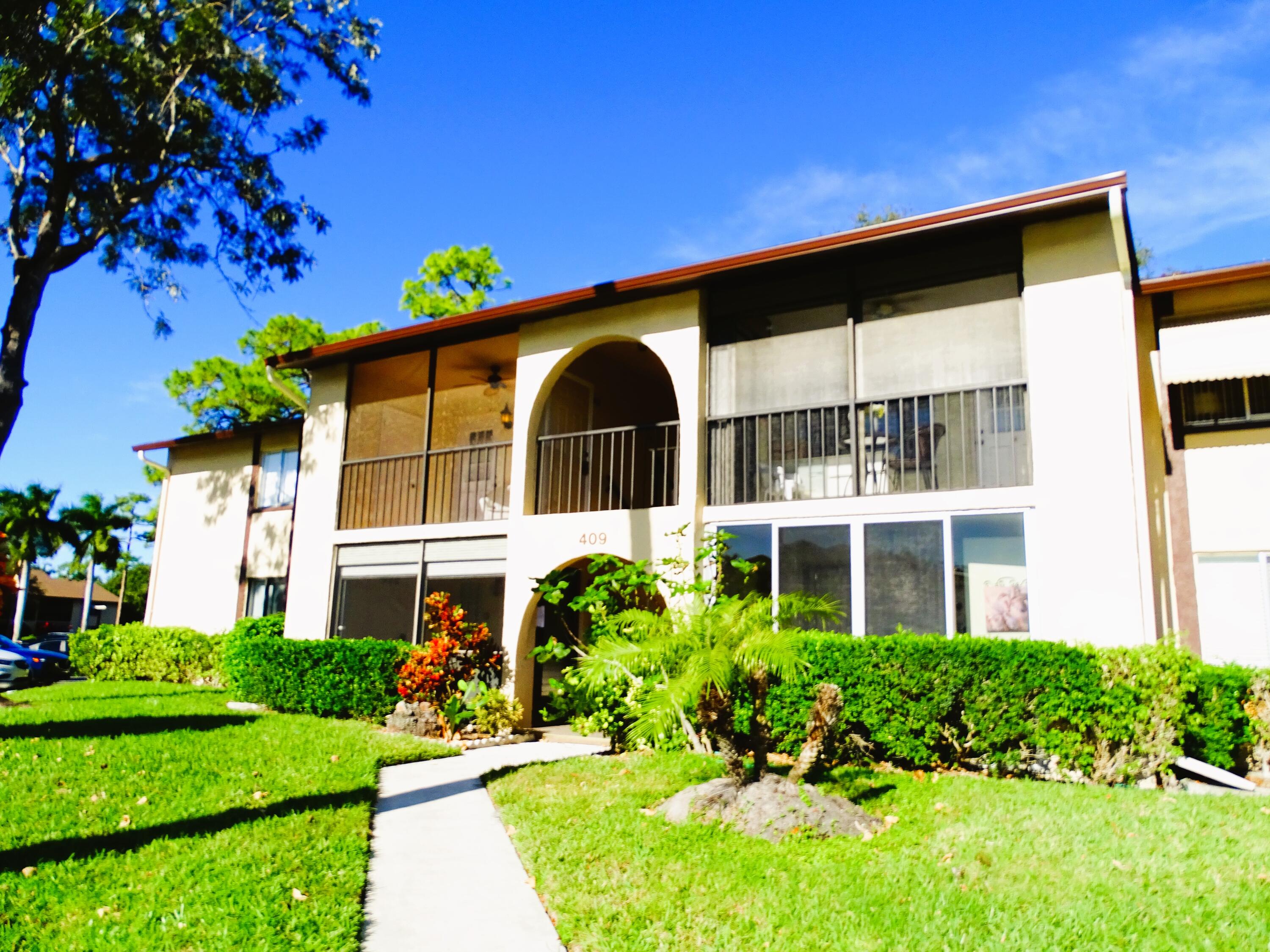 Foto de propiedad en 409 Pine Glen Lane A-2, Greenacres, FL 33463 Greenacres con MLS# 