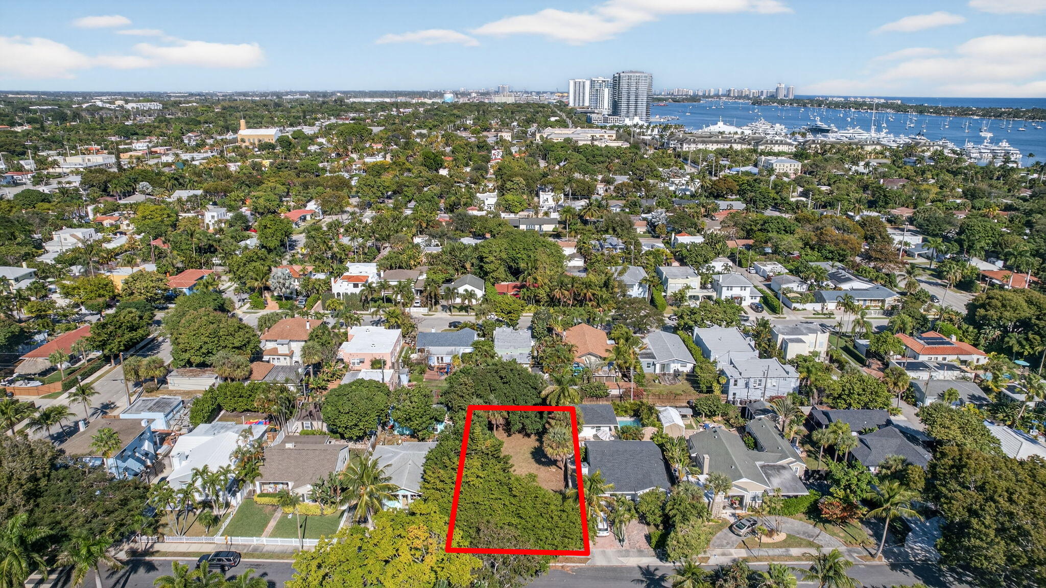 Foto de propiedad en 427 32nd Street, West Palm Beach, FL 33407 West Palm Beach con MLS# 