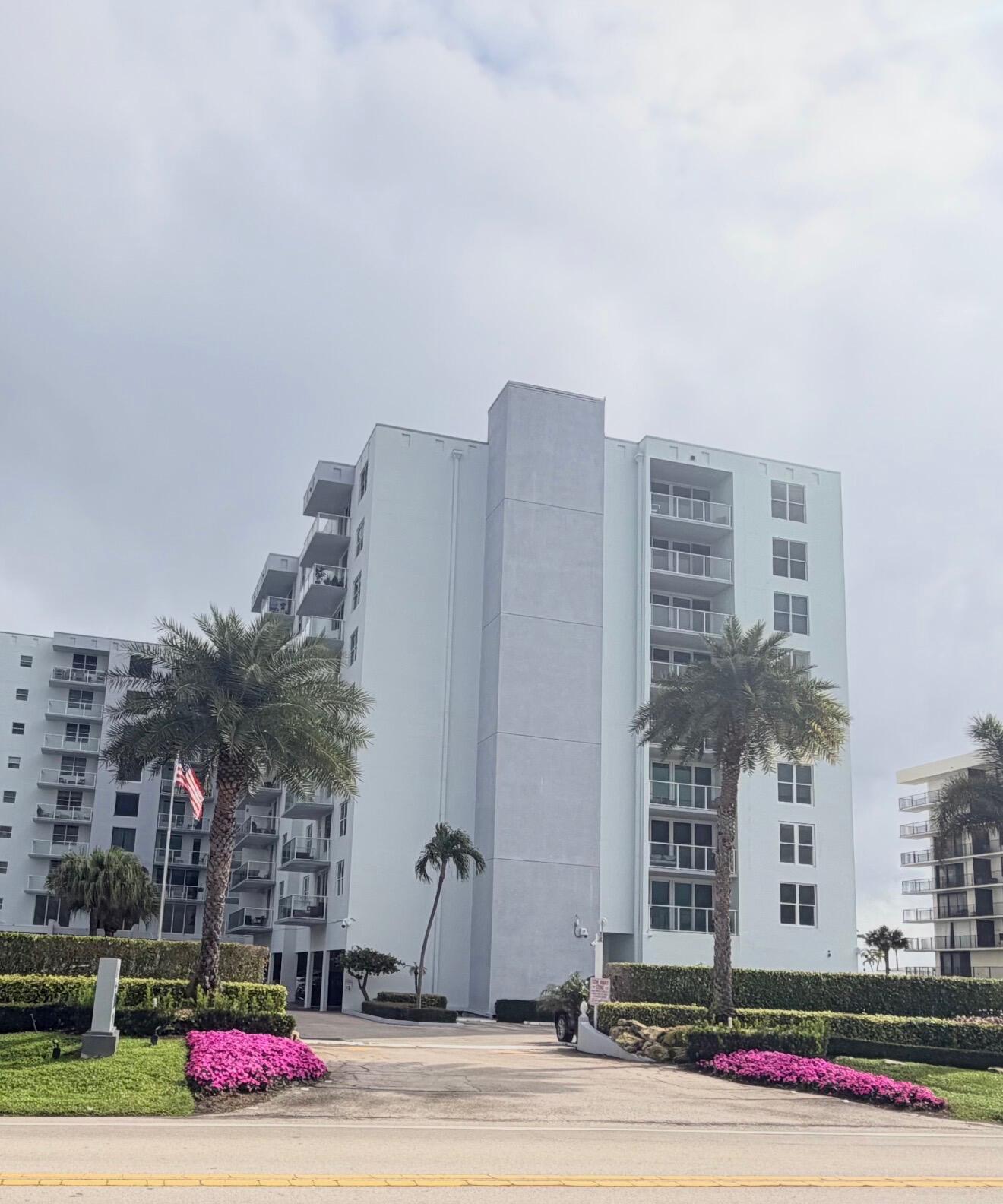 Alquilada 3450 S Ocean Boulevard 805, South Palm Beach, FL 33480, South Palm Beach, FL 33480