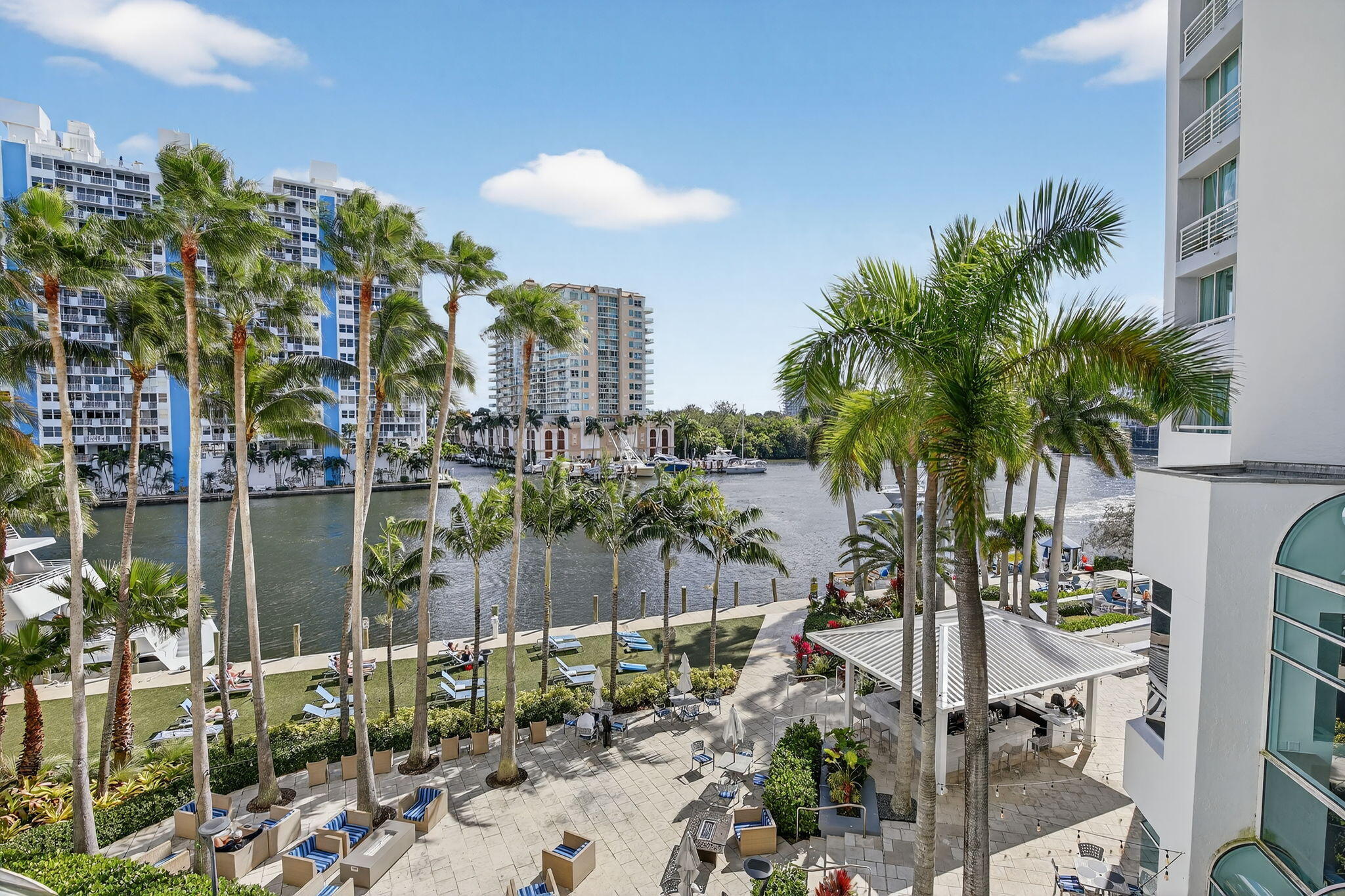Foto de propiedad en 2670 E Sunrise Boulevard 320, Fort Lauderdale, FL 33304 Fort Lauderdale con MLS# 