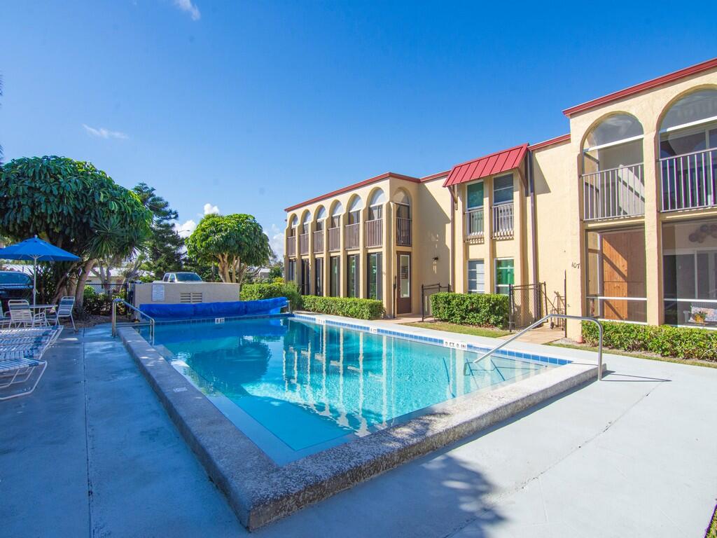 Foto de propiedad en 4150 Highway A1A 101, Vero Beach, FL 32963 Vero Beach con MLS# 