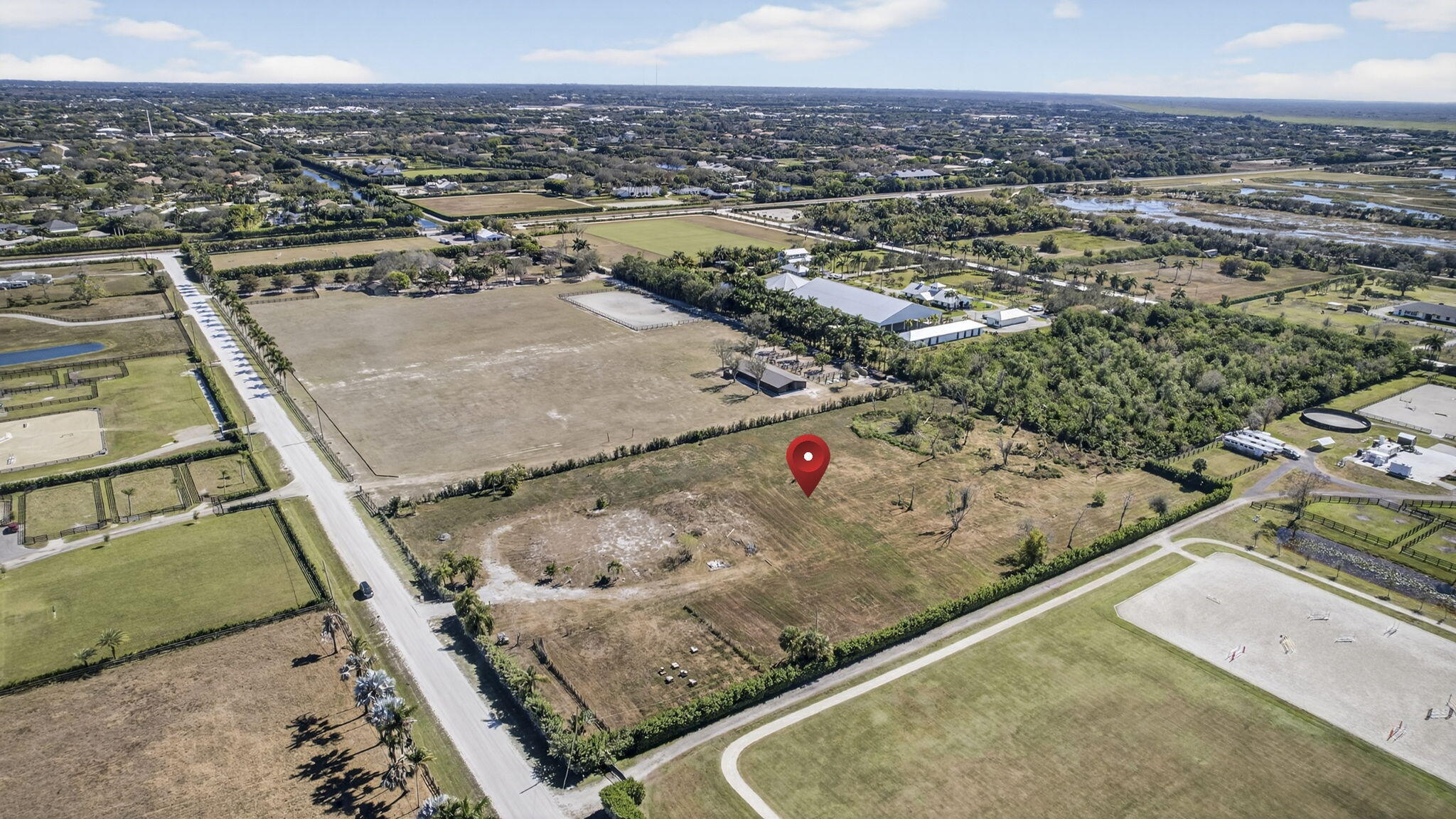 Foto de propiedad en 16296 Deer Path Lane, Wellington, FL 33470 Wellington con MLS# 
