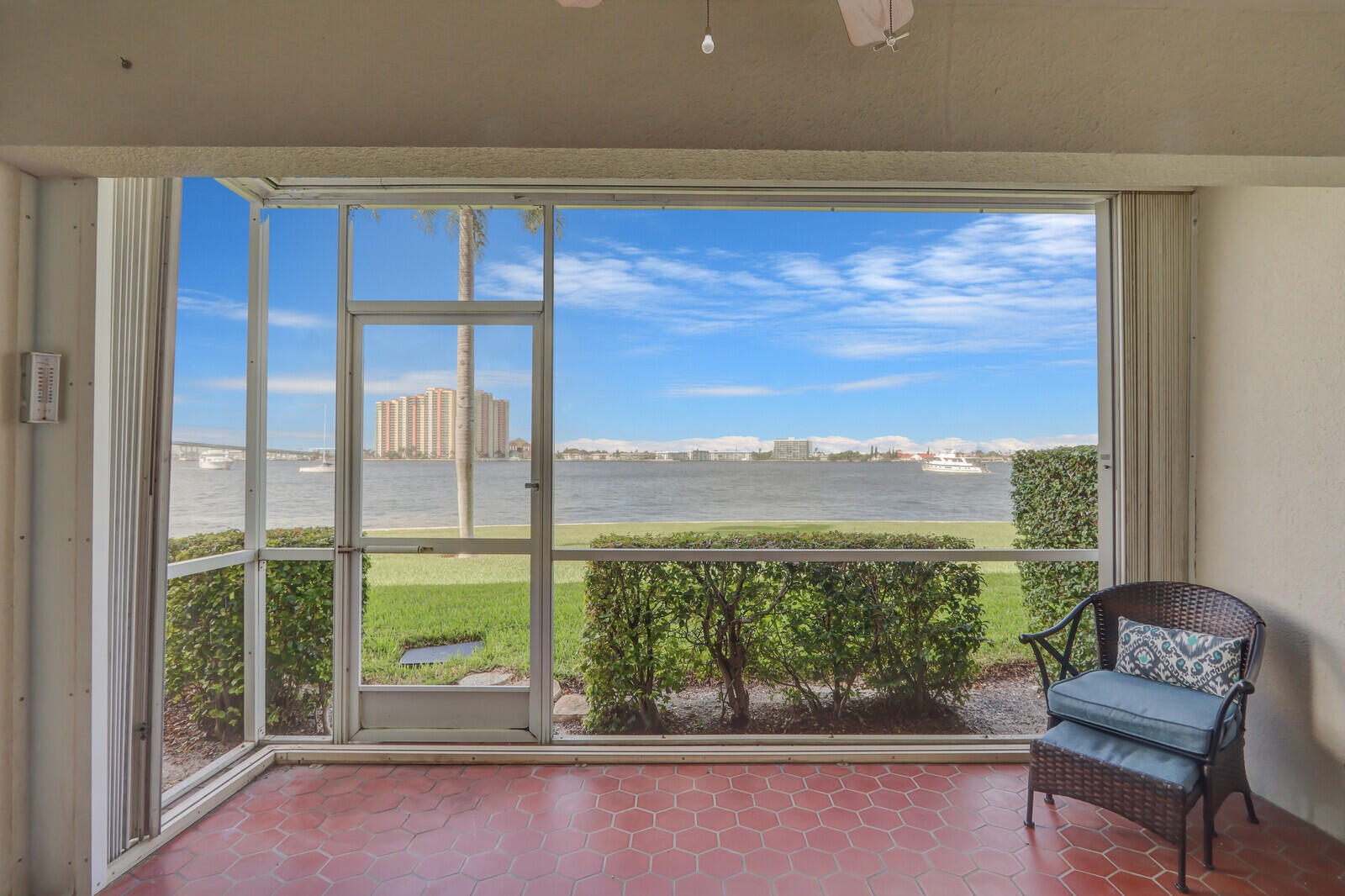 Foto de propiedad en 1025 Sugar Sands Boulevard 159, Singer Island, FL 33404 Singer Island con MLS# 