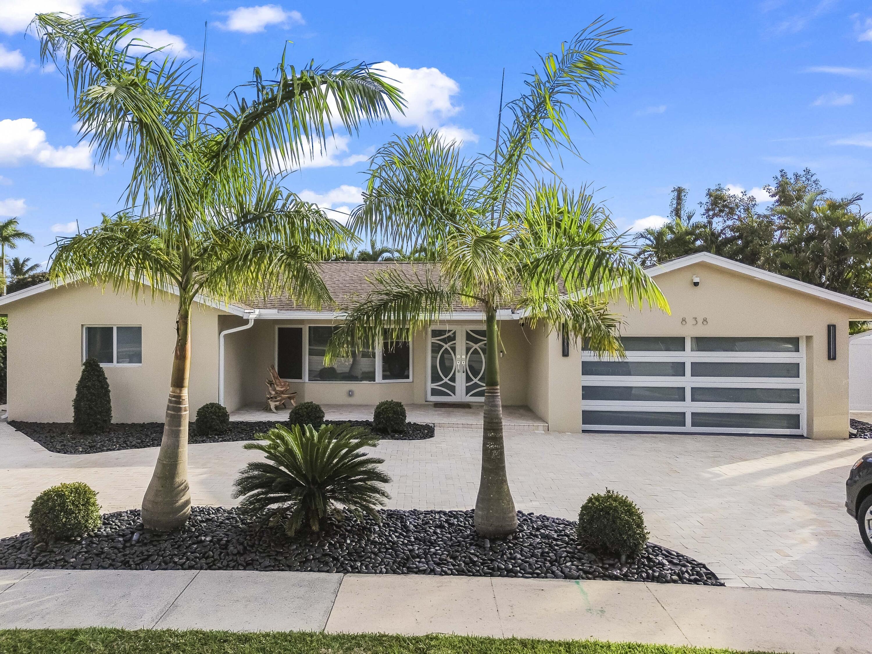 Foto de propiedad en 838 W Palmetto Park Road, Boca Raton, FL 33486 Boca Raton con MLS# 