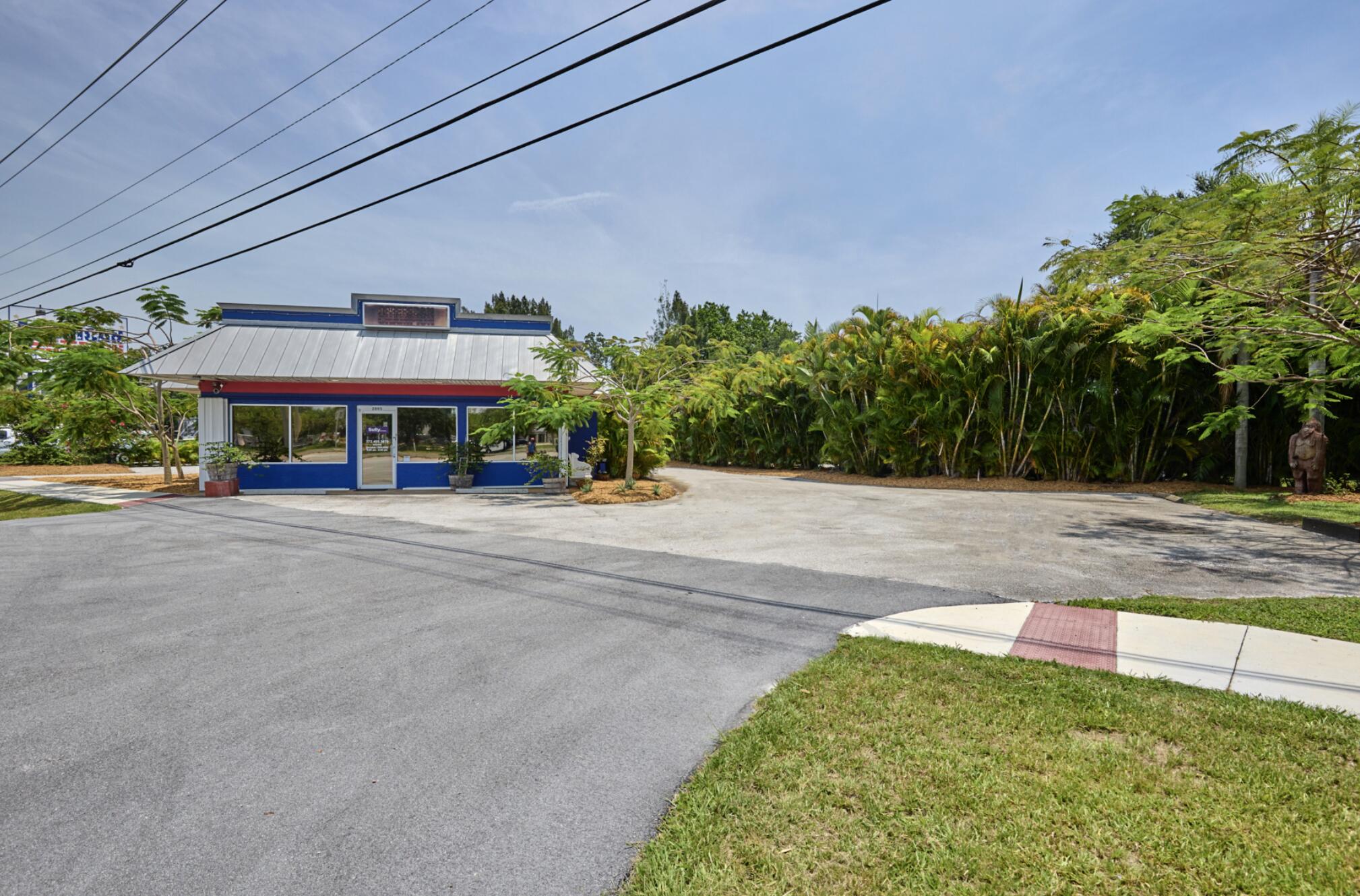 En Venta 2095 NW Federal Highway, Jensen Beach, FL 34957, Jensen Beach, FL 34957