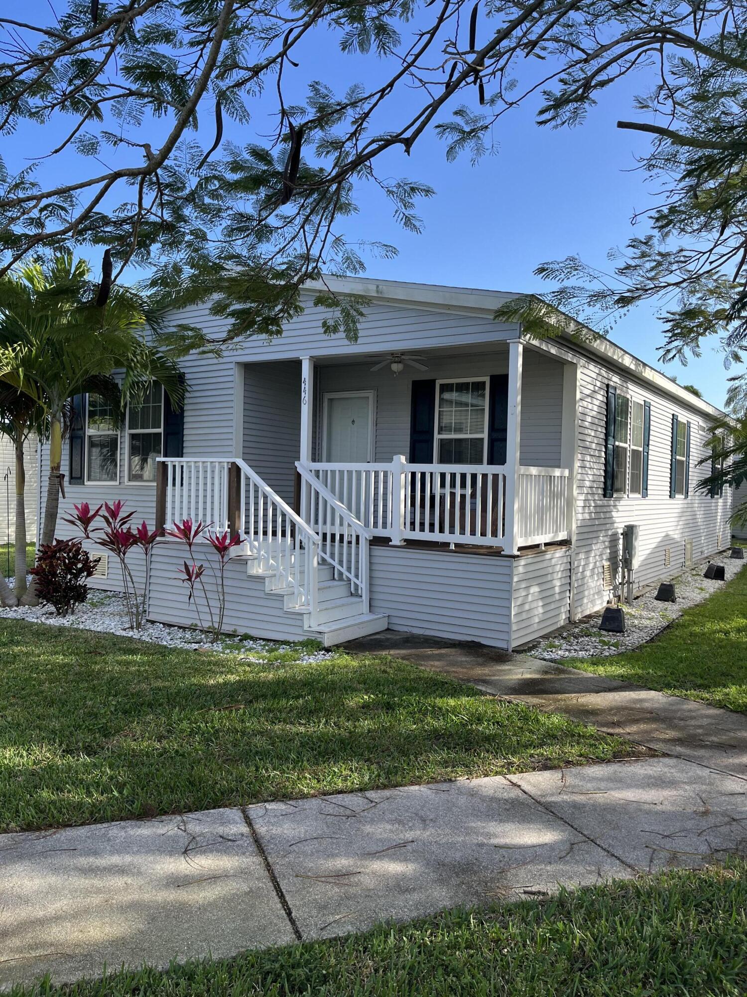 Foto de propiedad en 2555 Pga Boulevard 446, Palm Beach Gardens, FL 33410 Palm Beach Gardens con MLS# 