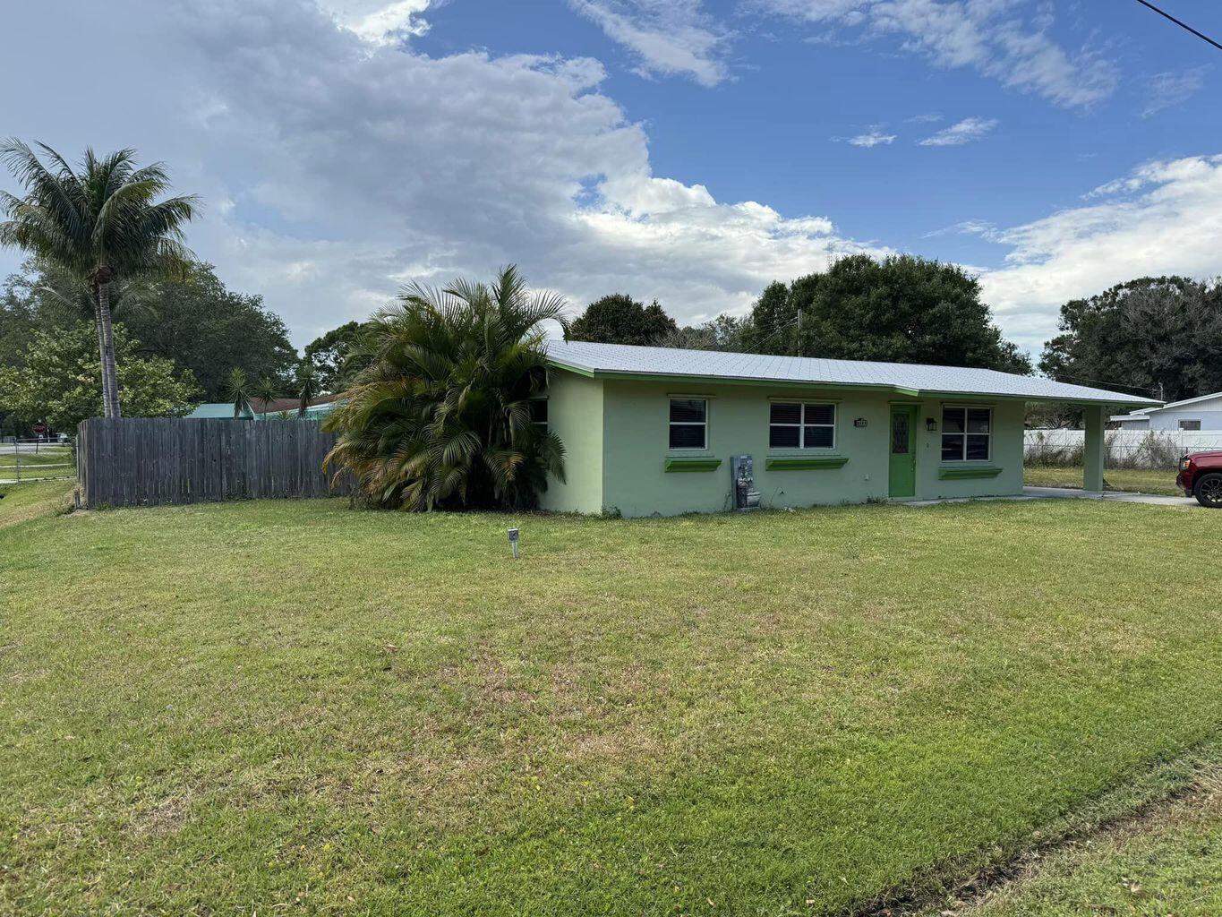 Vendido 2711 S 27th Street, Fort Pierce, FL 34981, Fort Pierce, FL 34981
