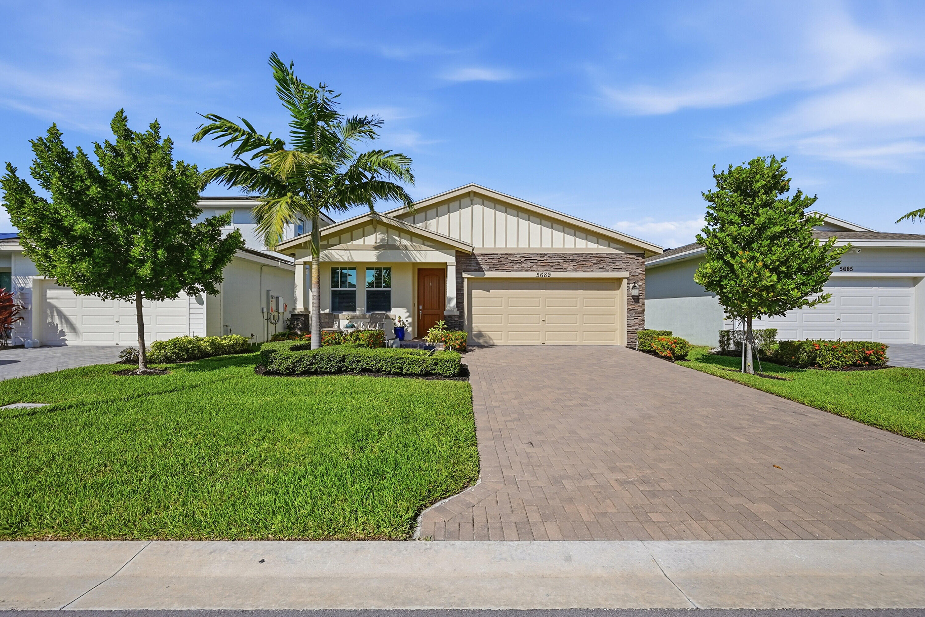 Foto de propiedad en 5689 Graceful Way, Delray Beach, FL 33484 Delray Beach con MLS# 