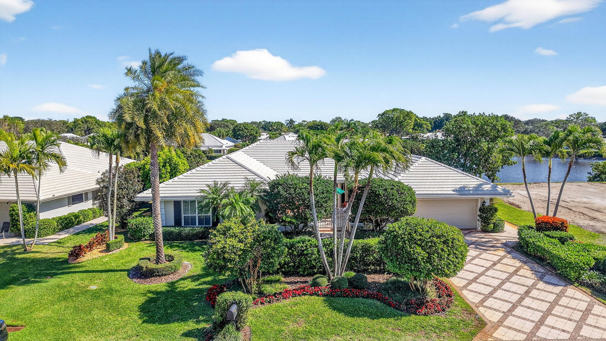 Foto de propiedad en 11740 N Lake Drive, Boynton Beach, FL 33436 Boynton Beach con MLS# 