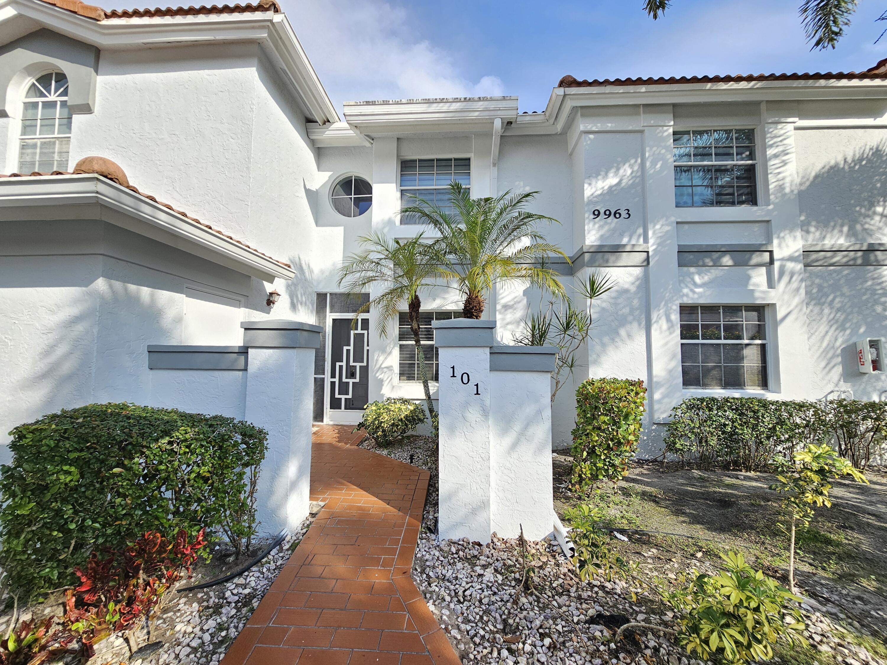 Foto de propiedad en 9963 Seacrest Circle 101, Boynton Beach, FL 33437 Boynton Beach con MLS# 