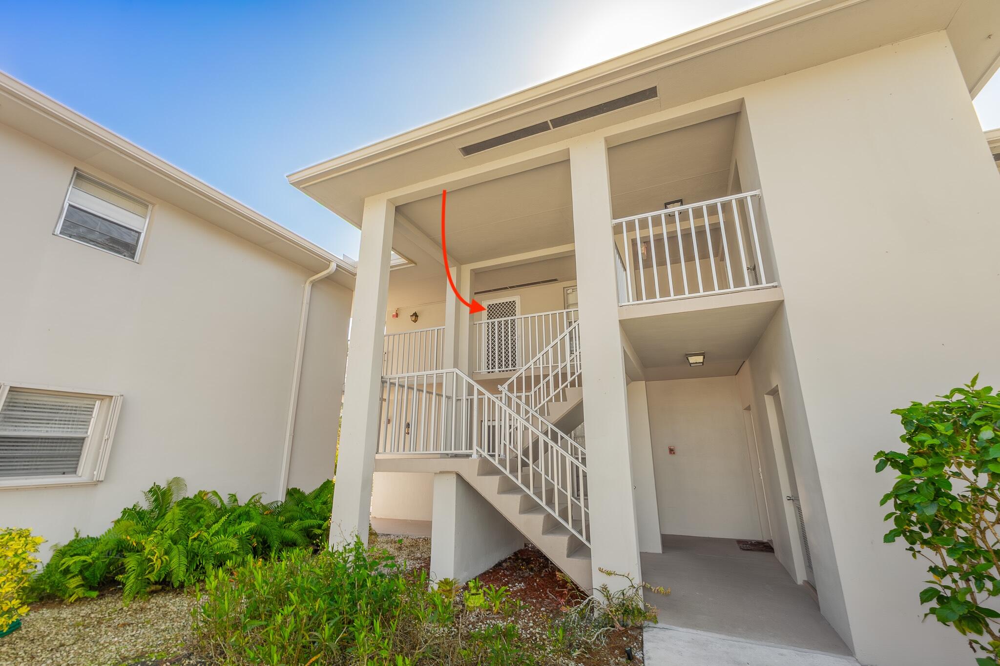 Foto de propiedad en 33 Lake Vista Trail 202, Port St. Lucie, FL 34952 Port St. Lucie con MLS# 