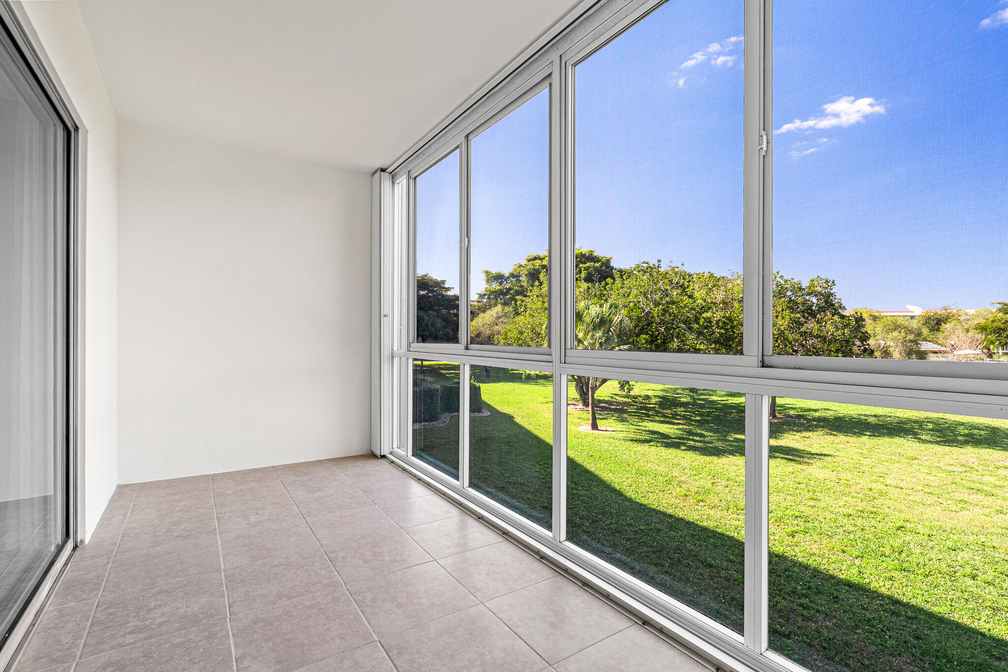 Foto de propiedad en 1606 Abaco Drive H2, Coconut Creek, FL 33066 Coconut Creek con MLS# 