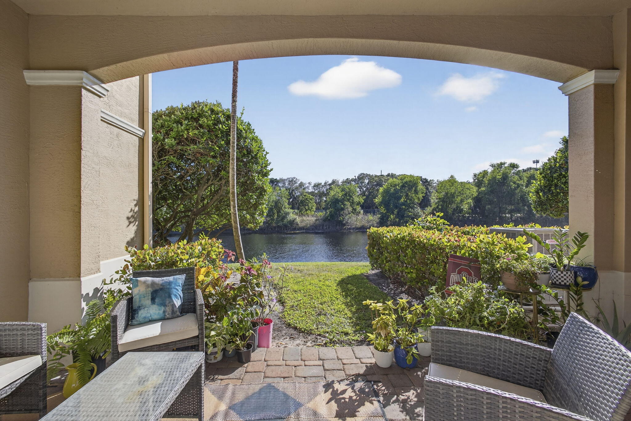 Foto de propiedad en 4511 Artesa Way S, Palm Beach Gardens, FL 33418 Palm Beach Gardens con MLS# 