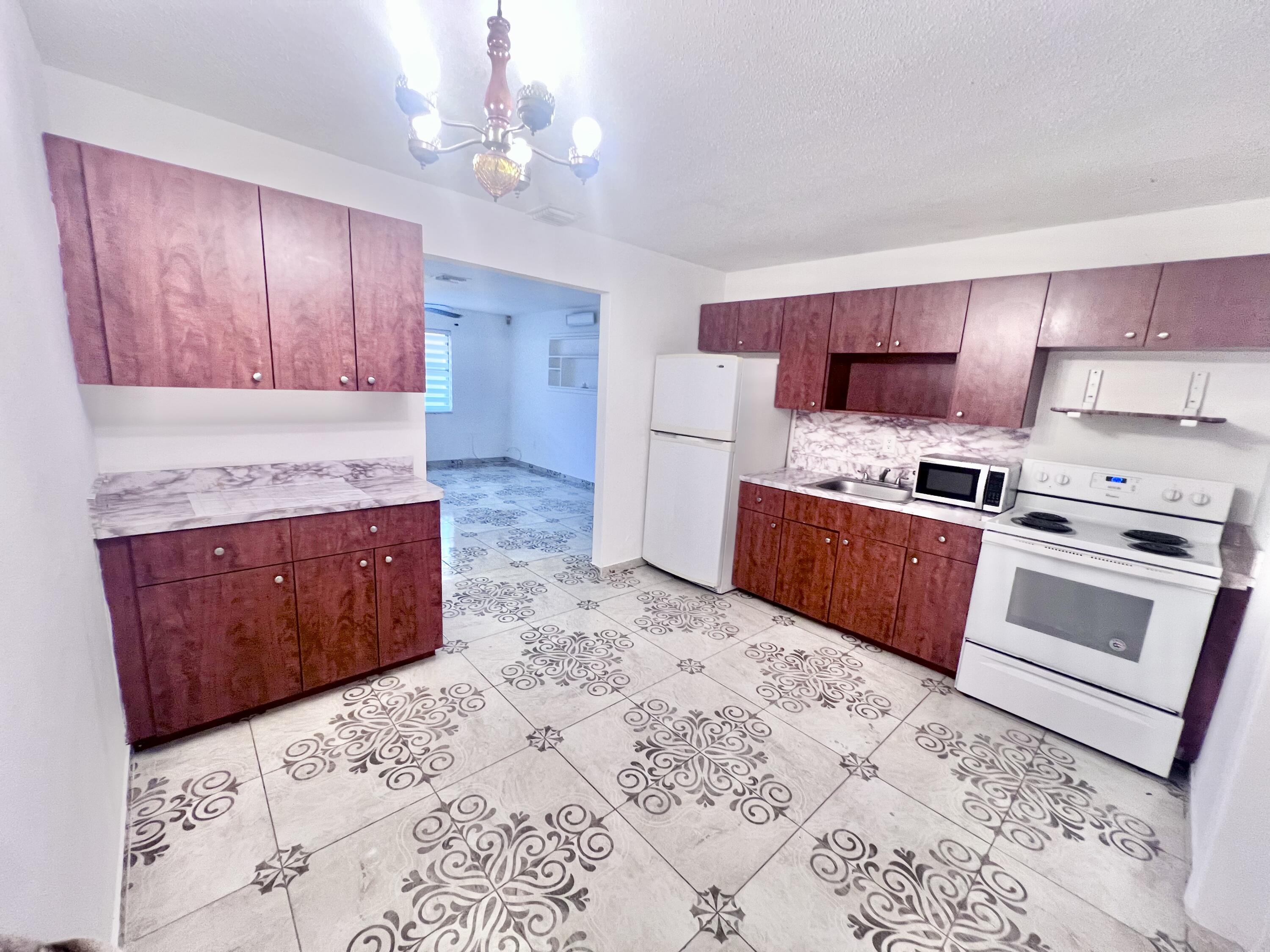 Alquilada 4630 Myrtle Lane, West Palm Beach, FL 33417, West Palm Beach, FL 33417