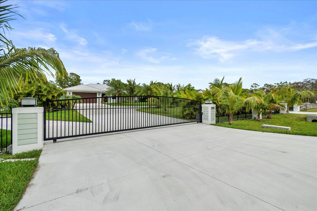 Foto de propiedad en 12875 157th Street N, Jupiter, FL 33478 Jupiter con MLS# 