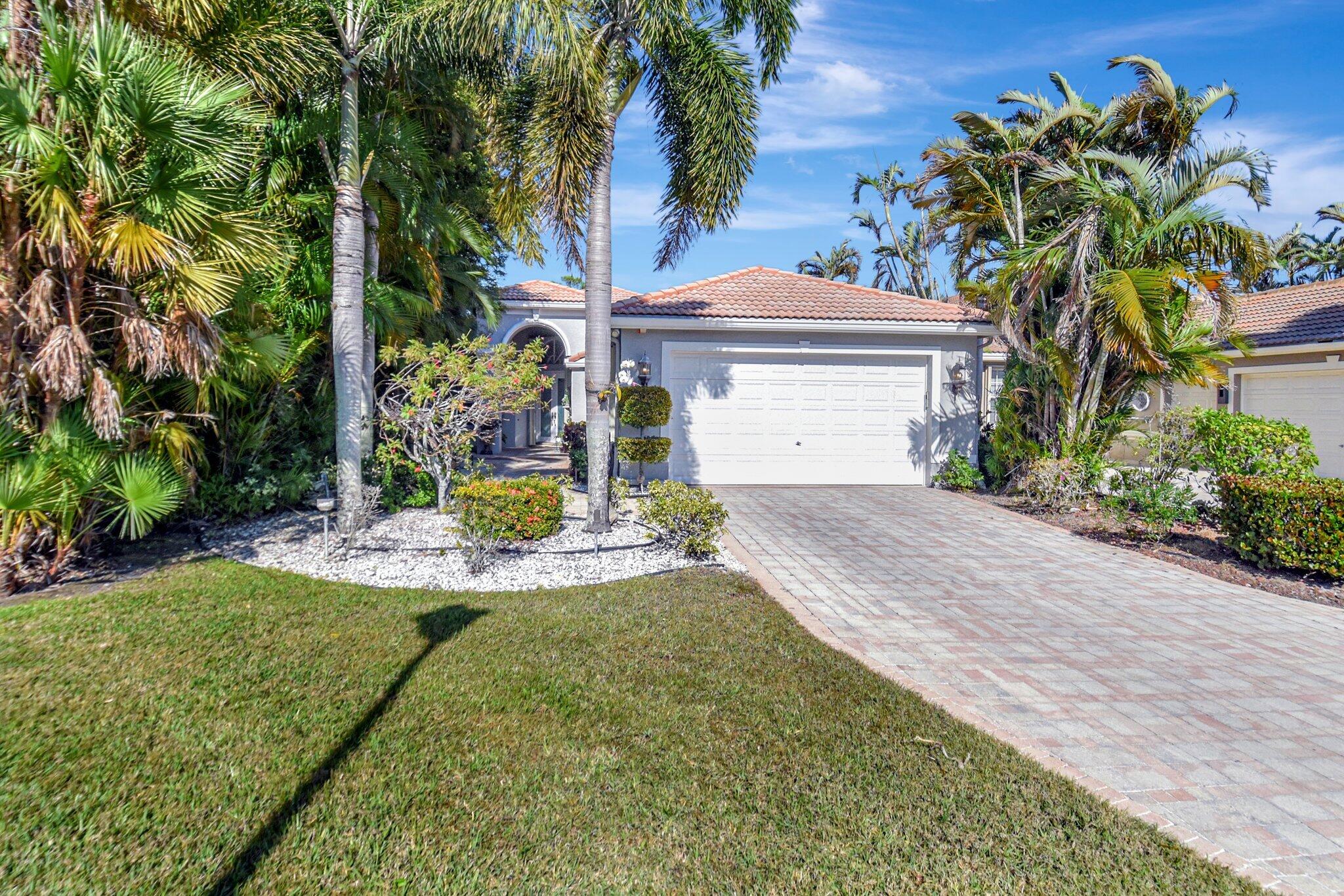 En Venta 4022 Manchester Lake Drive, Lake Worth, FL 33449, Lake Worth, FL 33449
