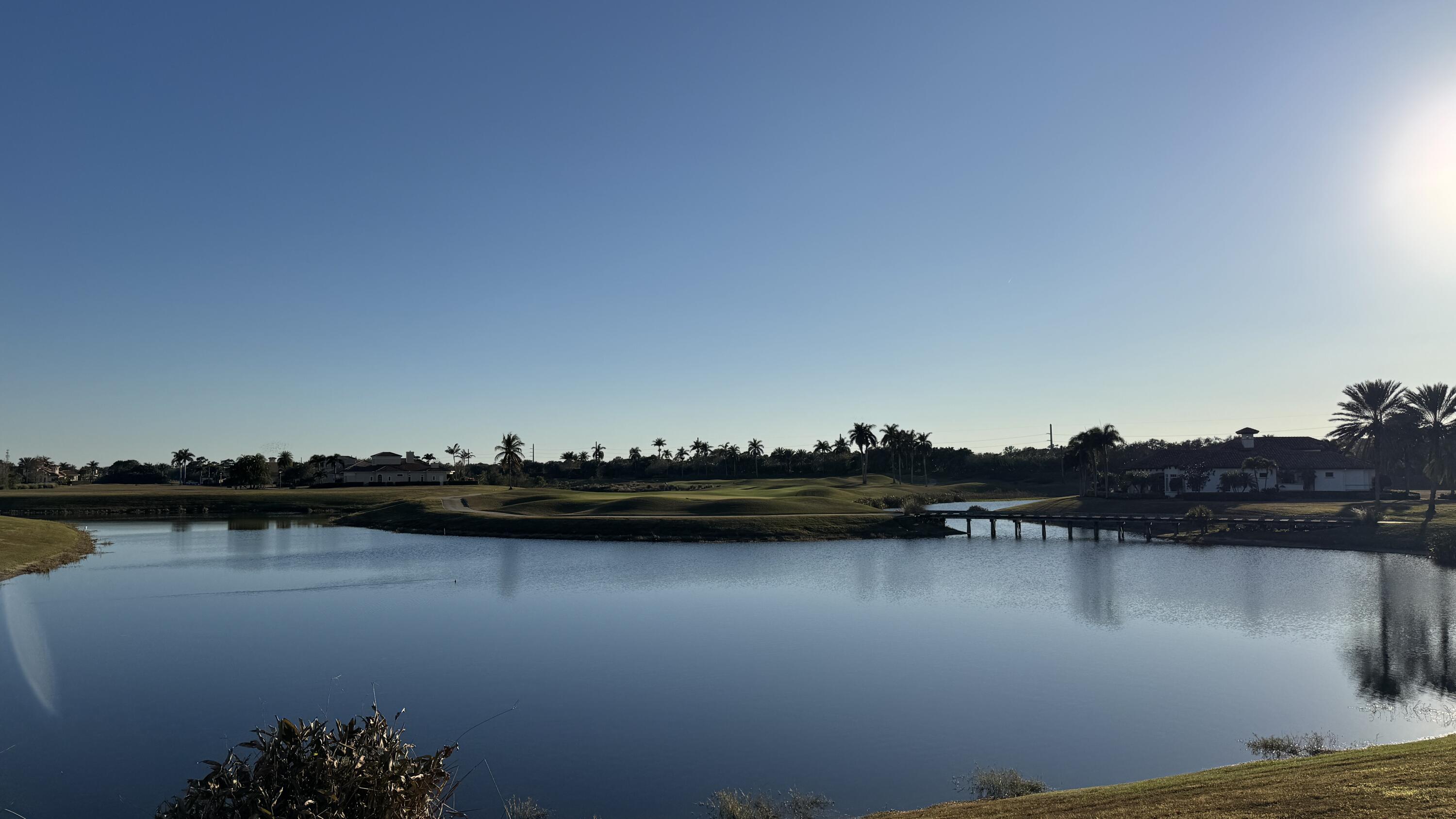 Foto de propiedad en 171 SE Rio Angelica, Port St. Lucie, FL 34984 Port St. Lucie con MLS# 