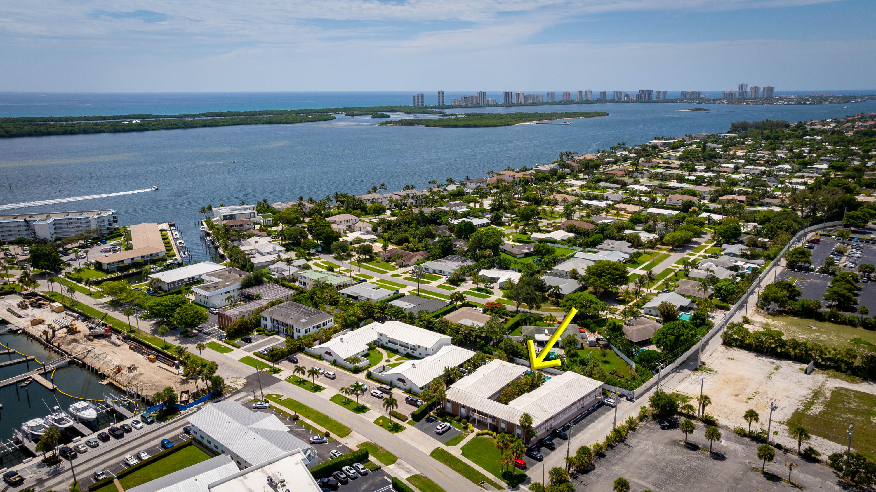 Foto de propiedad en 148 Yacht Club Drive 10, North Palm Beach, FL 33408 North Palm Beach con MLS# 