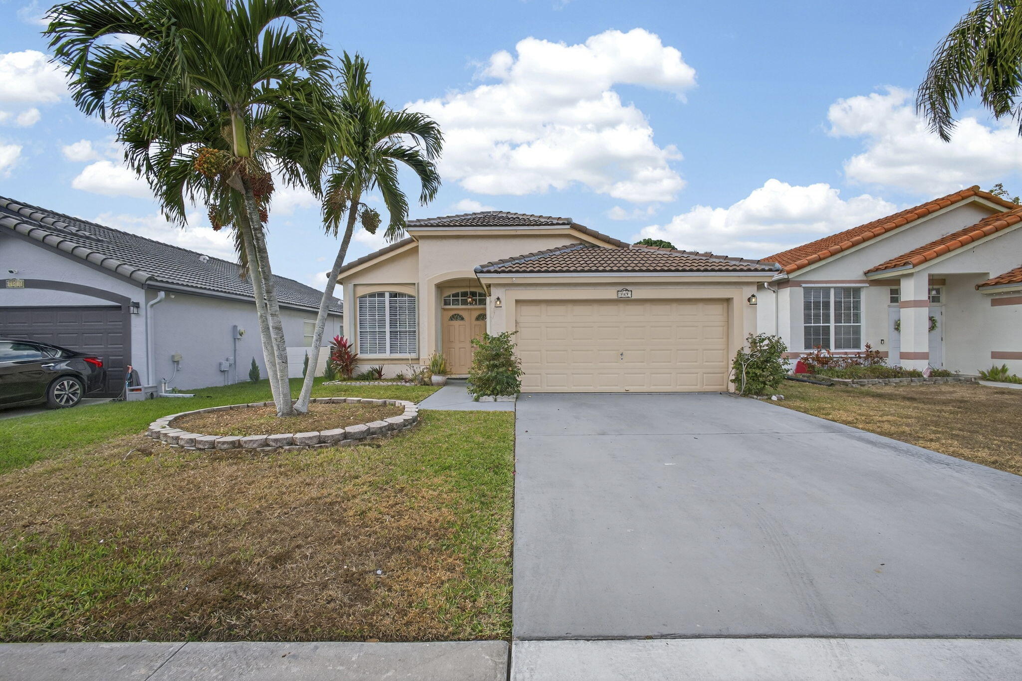 Foto de propiedad en 765 Lake Wellington Drive, Wellington, FL 33414 Wellington con MLS# 