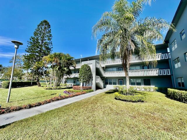 Foto de propiedad en 30 Suffolk A, Boca Raton, FL 33434 Boca Raton con MLS# 