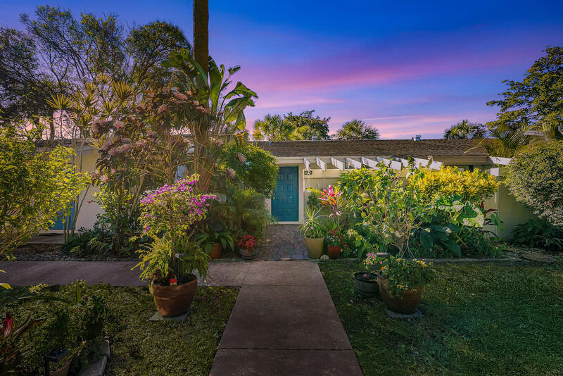 Foto de propiedad en 2016 SW 29th Court 5b1, Delray Beach, FL 33445 Delray Beach con MLS# 