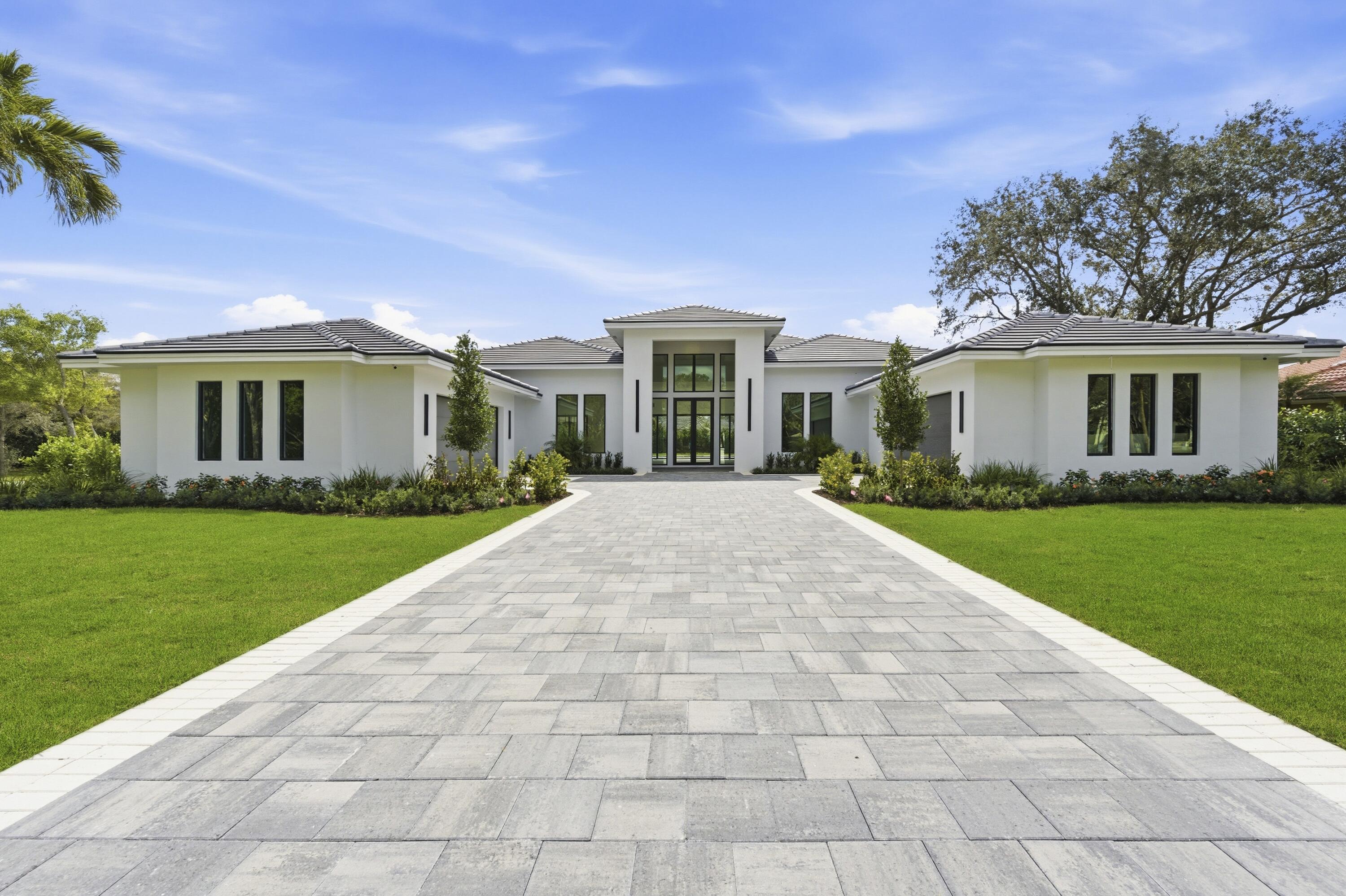 Foto de propiedad en 5770 Dixie Belle Road, Palm Beach Gardens, FL 33418 Palm Beach Gardens con MLS# 