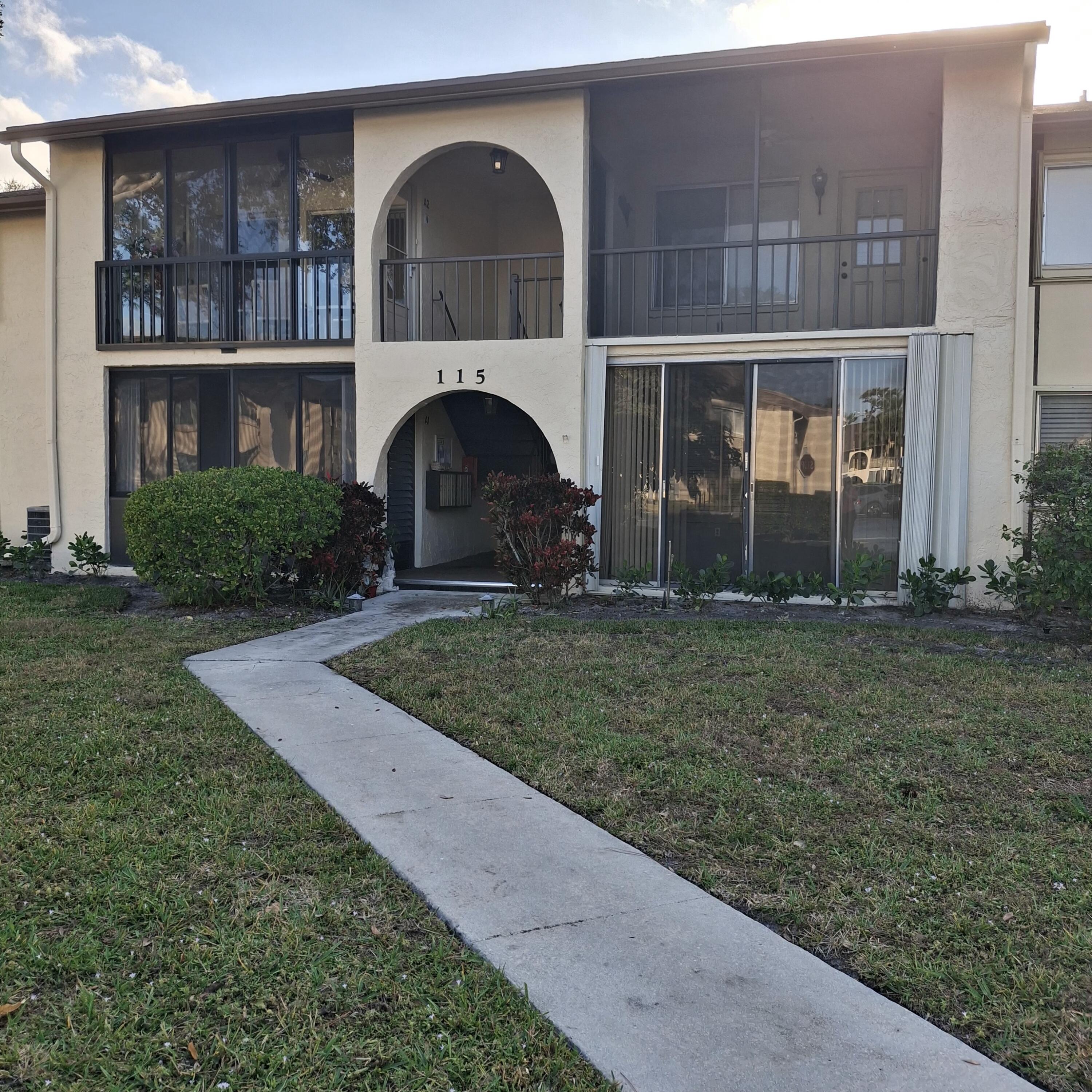 Alquilada 115 Lake Pine Circle D1, Greenacres, FL 33463, Greenacres, FL 33463