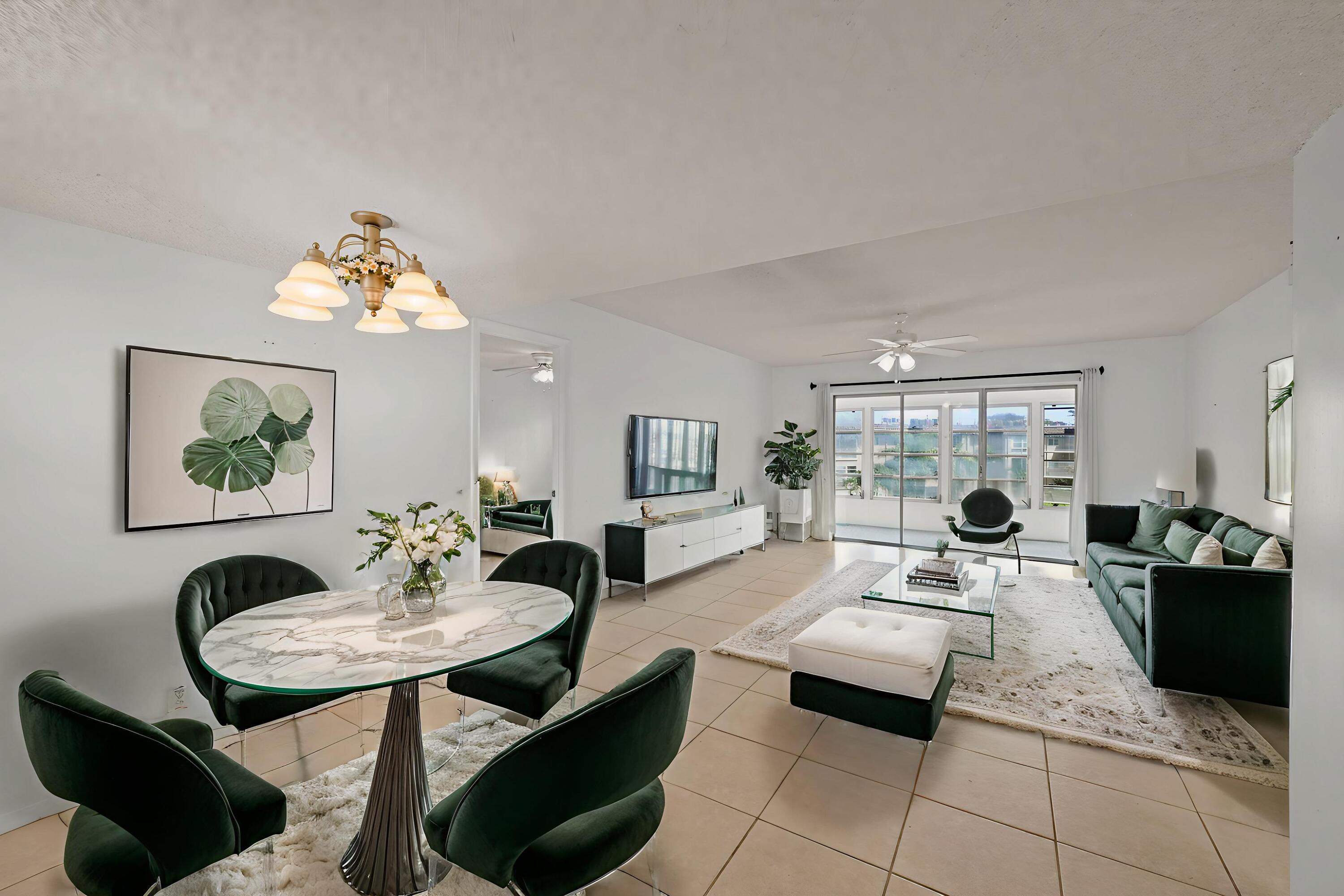 715 Lori Drive 307, Palm Springs, FL